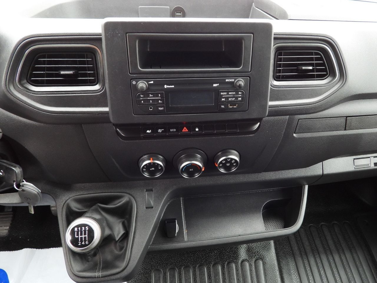 Dostavno vozilo hladnjača RENAULT MASTER REGRIGERATOR BOX 0*C LED LIGHTS AIR CONDITIONING  165HP: slika 32