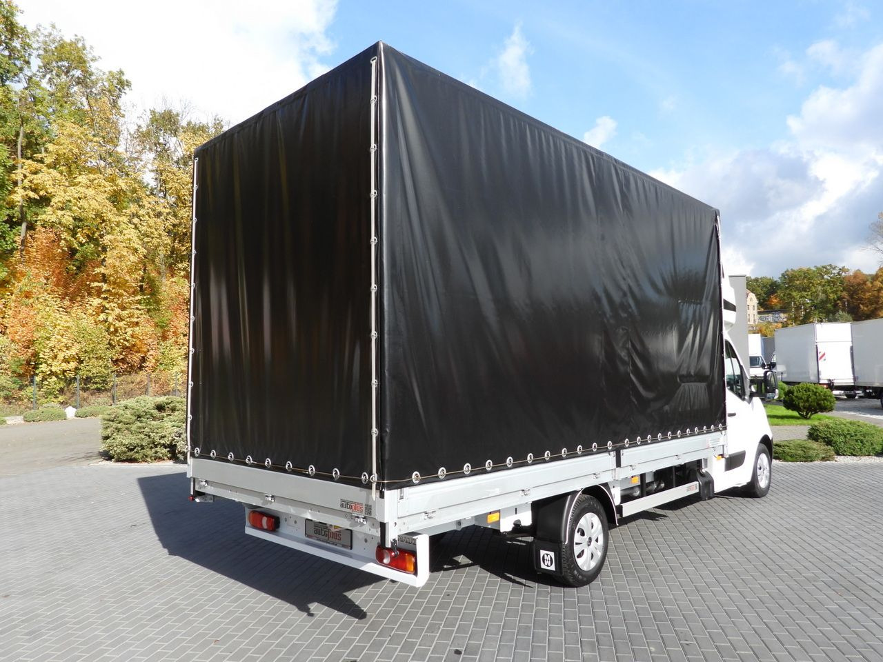 RENAULT MASTER TARPAULIN 10 PALLETS WEBASTO CRUISE CONTROL AIR CONDITIONING 170HP - Dostavno vozilo sa ceradom: slika 3 RENAULT MASTER TARPAULIN 10 PALLETS WEBASTO CRUISE CONTROL AIR CONDITIONING 170HP - Dostavno vozilo sa ceradom: slika 3