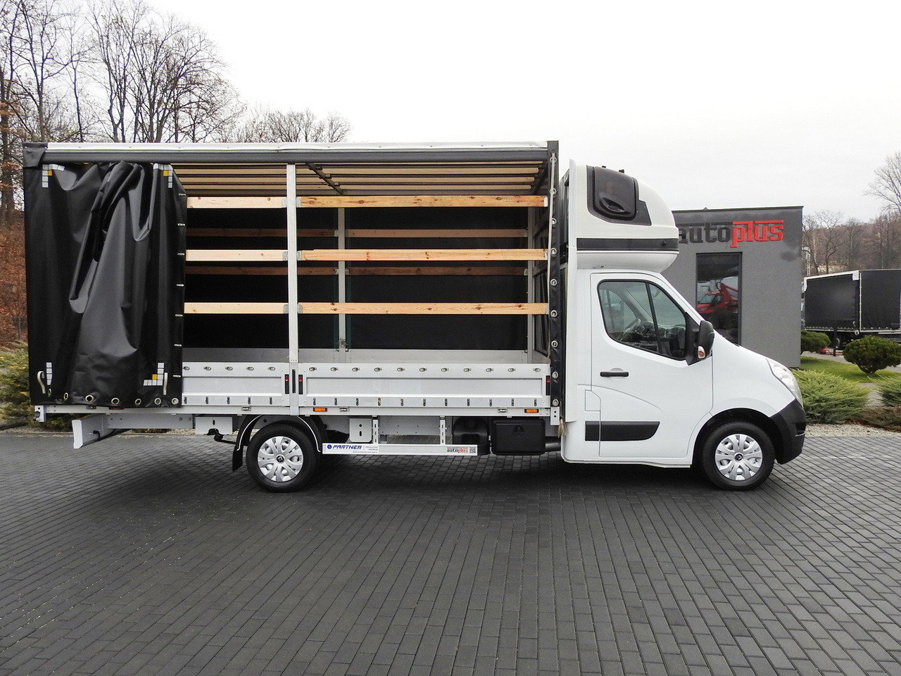 Dostavno vozilo sa ceradom RENAULT MASTER TARPAULIN 10 PALLETS WEBASTO CRUISE CONTROL AIR CONDITIONING  170HP: slika 8