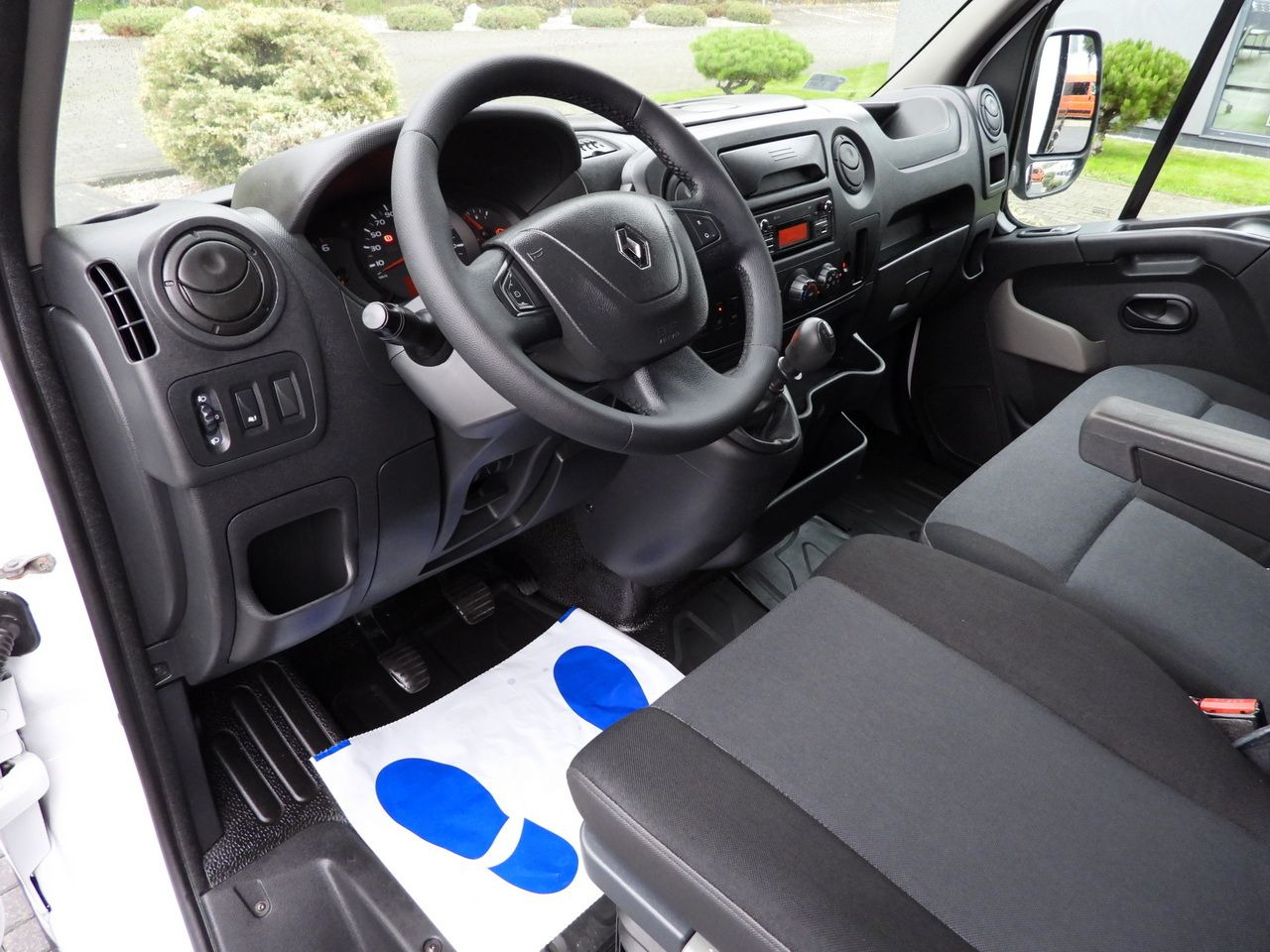 RENAULT MASTER TARPAULIN 10 PALLETS WEBASTO CRUISE CONTROL AIR CONDITIONING 170HP - Dostavno vozilo sa ceradom: slika 2 RENAULT MASTER TARPAULIN 10 PALLETS WEBASTO CRUISE CONTROL AIR CONDITIONING 170HP - Dostavno vozilo sa ceradom: slika 2