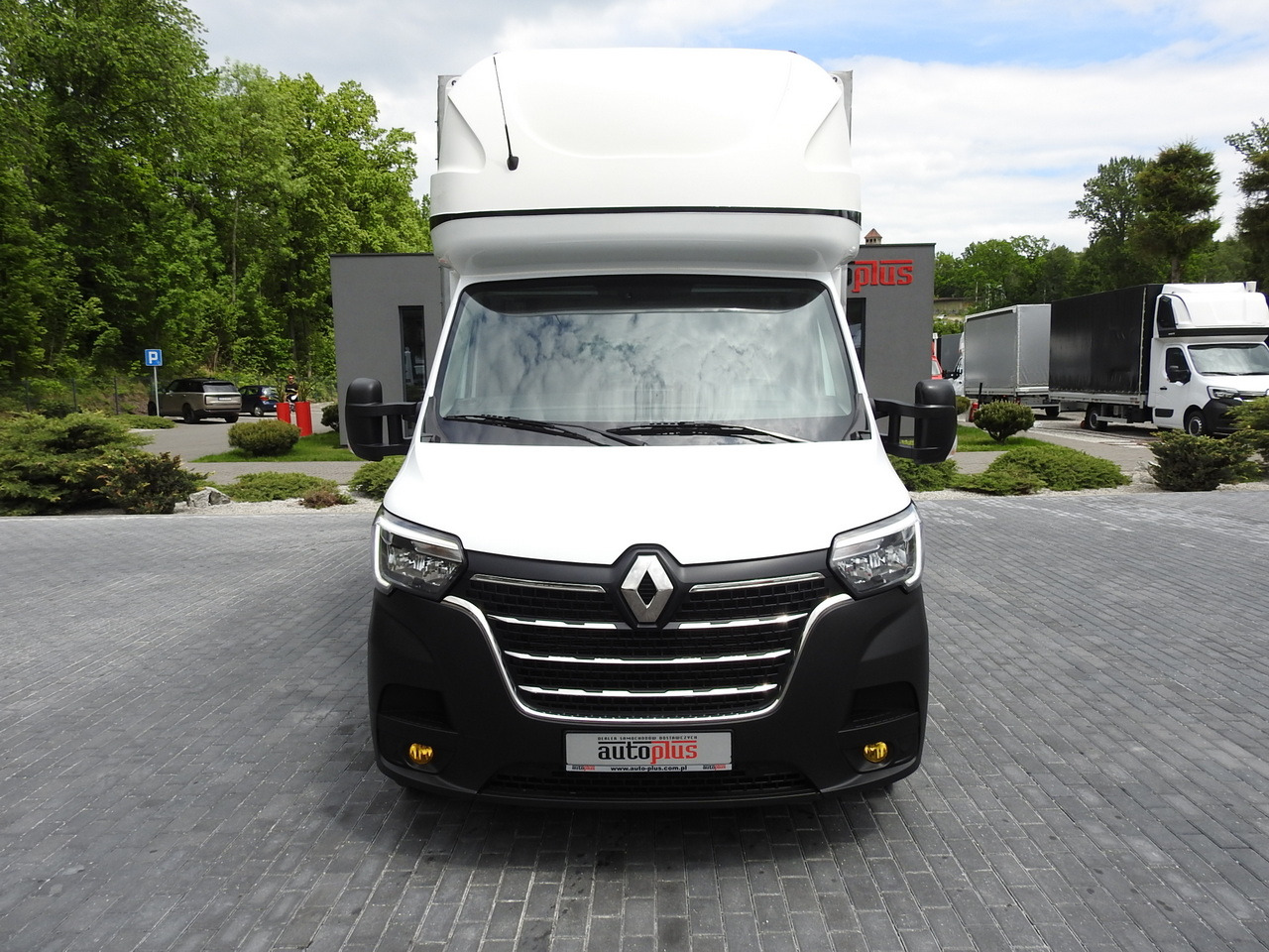 RENAULT MASTER TARPAULIN 10 PALLETS WEBASTO CRUISE CONTROL AIR CONDITIONING LED LIGHTS 165HP - Dostavno vozilo sa ceradom: slika 5 RENAULT MASTER TARPAULIN 10 PALLETS WEBASTO CRUISE CONTROL AIR CONDITIONING LED LIGHTS 165HP - Dostavno vozilo sa ceradom: slika 5