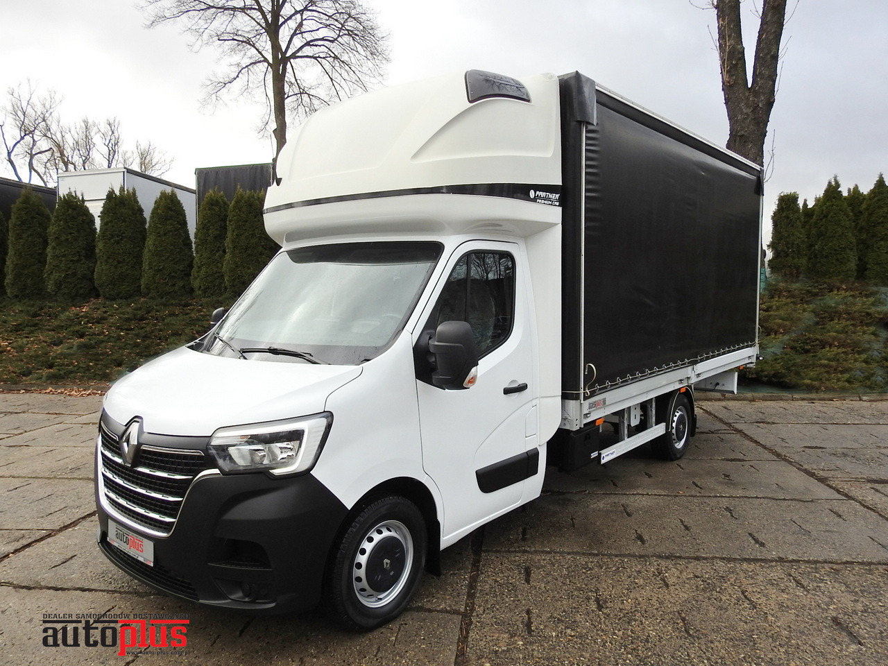 RENAULT MASTER TARPAULIN 10 PALLETS WEBASTO CRUISE CONTROL AIR CONDITIONING LED LIGHTS PNEUMATICS 165HP - Dostavno vozilo sa ceradom: slika 1 RENAULT MASTER TARPAULIN 10 PALLETS WEBASTO CRUISE CONTROL AIR CONDITIONING LED LIGHTS PNEUMATICS 165HP - Dostavno vozilo sa ceradom: slika 1
