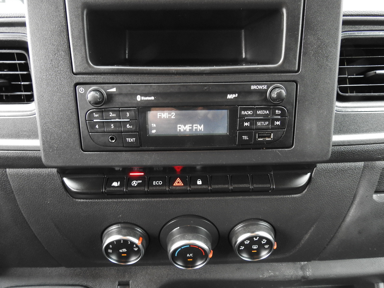 Dostavno vozilo sa ceradom RENAULT MASTER TARPAULIN 10 PALLETS WEBASTO CRUISE CONTROL AIR CONDITIONING LED LIGHTS PNEUMATICS  165HP: slika 40