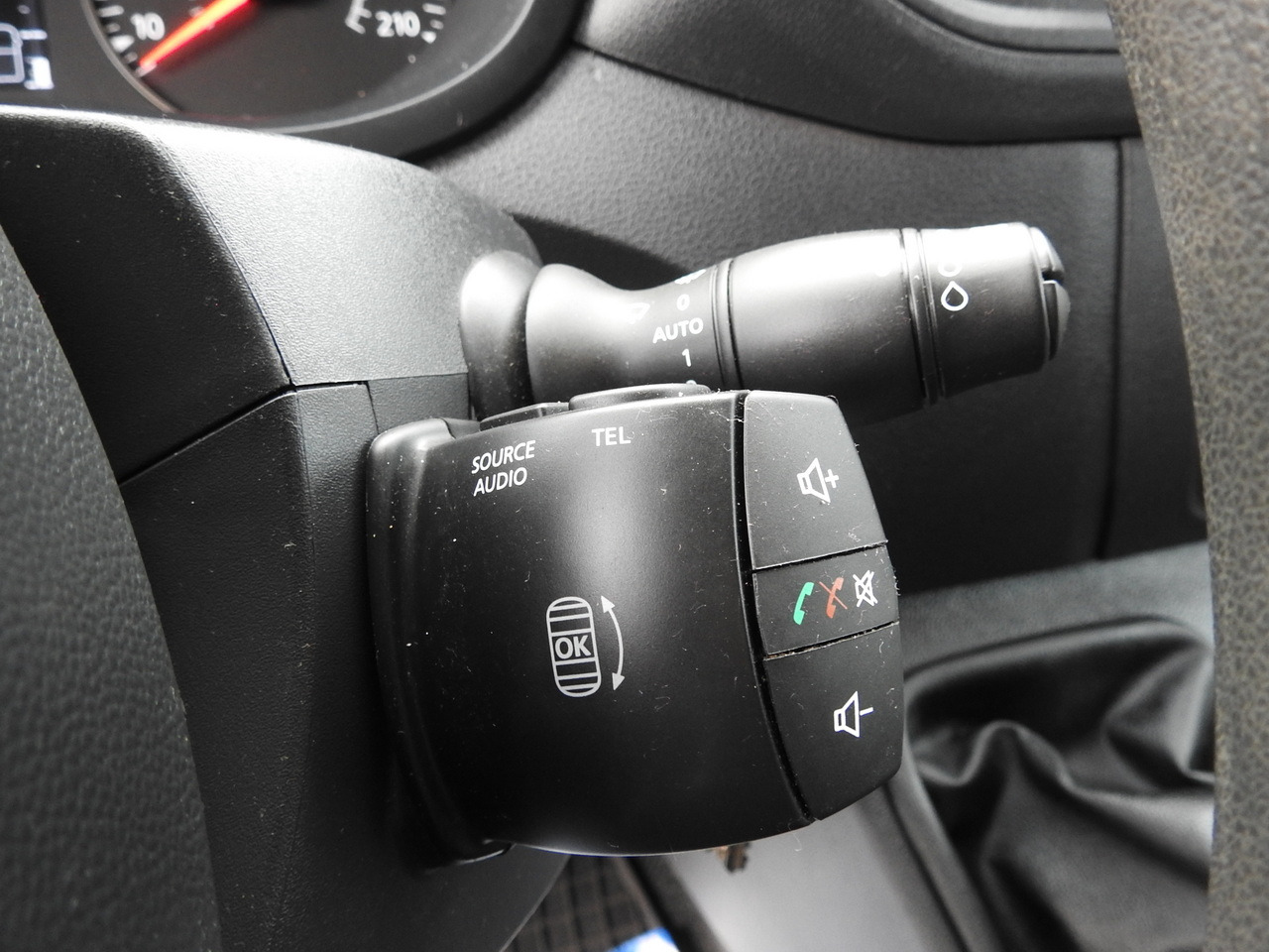 Dostavno vozilo sa ceradom RENAULT MASTER TARPAULIN 10 PALLETS WEBASTO CRUISE CONTROL AIR CONDITIONING LED LIGHTS PNEUMATICS  165HP: slika 36