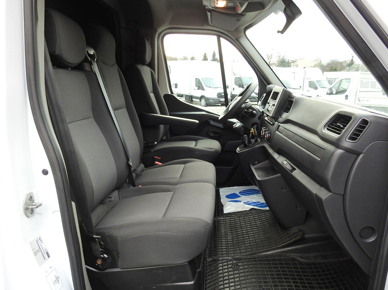 Dostavno vozilo sa ceradom RENAULT MASTER TARPAULIN 10 PALLETS WEBASTO CRUISE CONTROL AIR CONDITIONING LED LIGHTS PNEUMATICS  165HP: slika 44