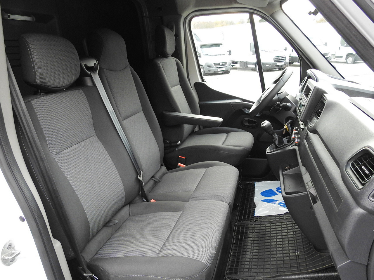 Dostavno vozilo sa ceradom RENAULT MASTER TARPAULIN 10 PALLETS WEBASTO CRUISE CONTROL AIR CONDITIONING LED LIGHTS PNEUMATICS  165HP: slika 45