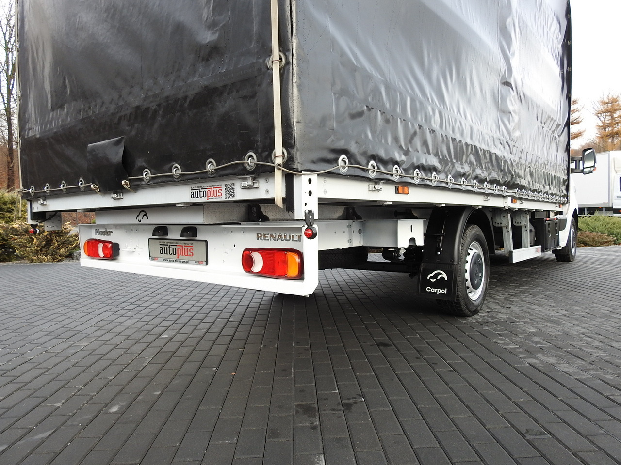 Dostavno vozilo sa ceradom RENAULT MASTER TARPAULIN 10 PALLETS WEBASTO CRUISE CONTROL AIR CONDITIONING LED LIGHTS PNEUMATICS 165HP: slika 26 Dostavno vozilo sa ceradom RENAULT MASTER TARPAULIN 10 PALLETS WEBASTO CRUISE CONTROL AIR CONDITIONING LED LIGHTS PNEUMATICS 165HP: slika 26