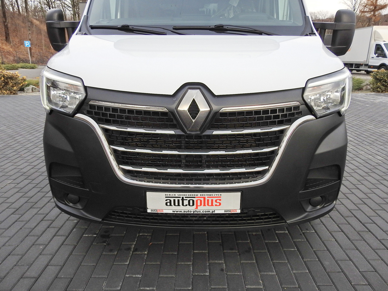 Dostavno vozilo sa ceradom RENAULT MASTER TARPAULIN 10 PALLETS WEBASTO CRUISE CONTROL AIR CONDITIONING LED LIGHTS PNEUMATICS 165HP: slika 14 Dostavno vozilo sa ceradom RENAULT MASTER TARPAULIN 10 PALLETS WEBASTO CRUISE CONTROL AIR CONDITIONING LED LIGHTS PNEUMATICS 165HP: slika 14