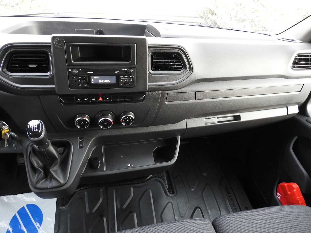 Dostavno vozilo sa ceradom RENAULT MASTER TARPAULIN 10 PALLETS WEBASTO CRUISE CONTROL AIR CONDITIONING LED LIGHTS PNEUMATICS 165HP: slika 35 Dostavno vozilo sa ceradom RENAULT MASTER TARPAULIN 10 PALLETS WEBASTO CRUISE CONTROL AIR CONDITIONING LED LIGHTS PNEUMATICS 165HP: slika 35