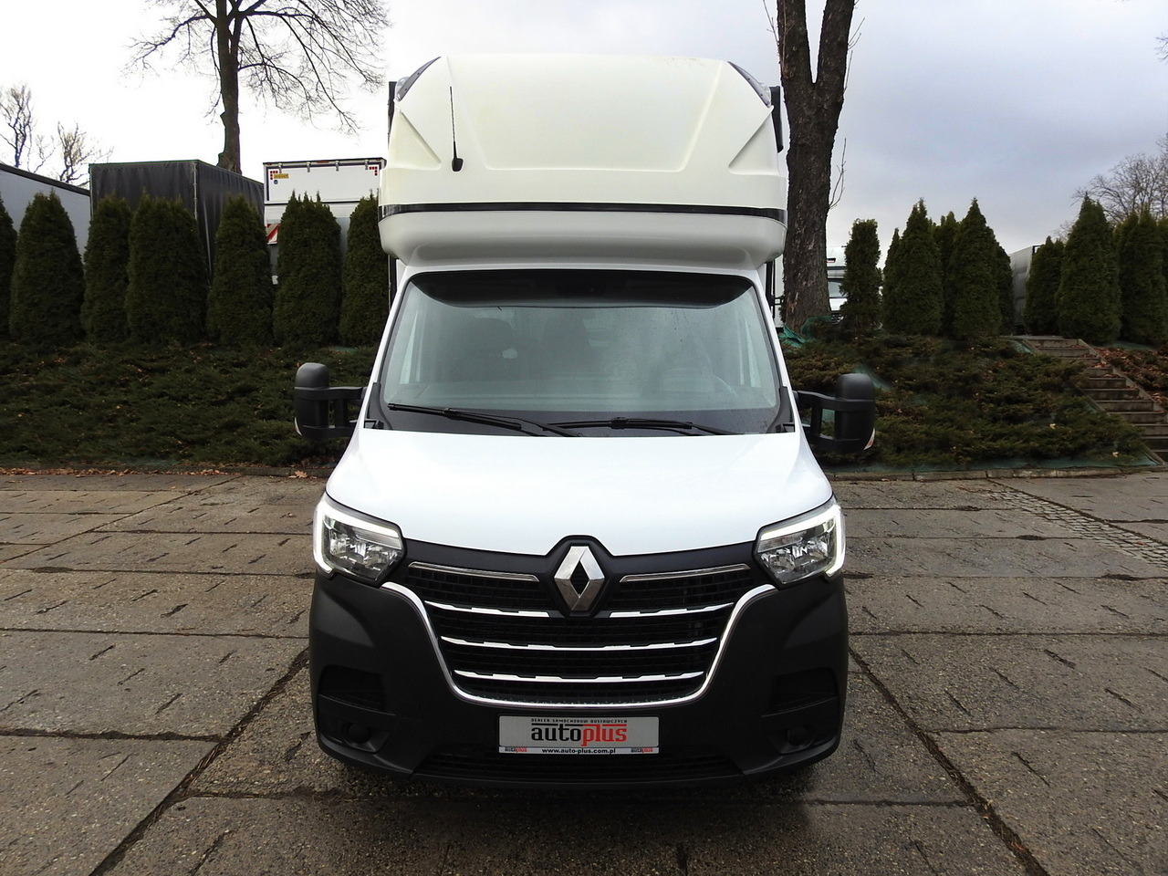 RENAULT MASTER TARPAULIN 10 PALLETS WEBASTO CRUISE CONTROL AIR CONDITIONING LED LIGHTS PNEUMATICS 165HP - Dostavno vozilo sa ceradom: slika 5 RENAULT MASTER TARPAULIN 10 PALLETS WEBASTO CRUISE CONTROL AIR CONDITIONING LED LIGHTS PNEUMATICS 165HP - Dostavno vozilo sa ceradom: slika 5