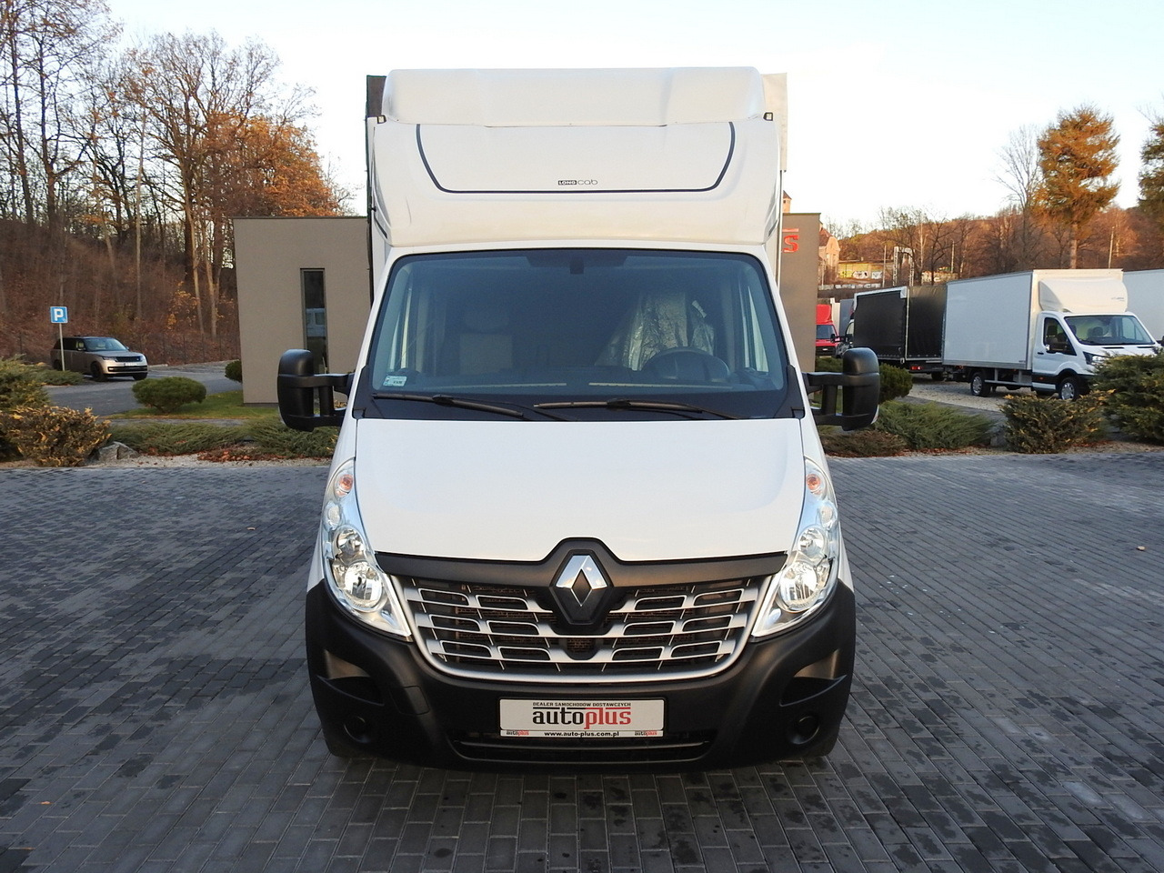 RENAULT MASTER TARPAULIN 10 PALLETS WEBASTO CRUISE CONTROL AIR CONDITIONING PNEUMATICS AUTOMATIC TRANSMISSION 170HP - Dostavno vozilo sa ceradom: slika 5 RENAULT MASTER TARPAULIN 10 PALLETS WEBASTO CRUISE CONTROL AIR CONDITIONING PNEUMATICS AUTOMATIC TRANSMISSION 170HP - Dostavno vozilo sa ceradom: slika 5