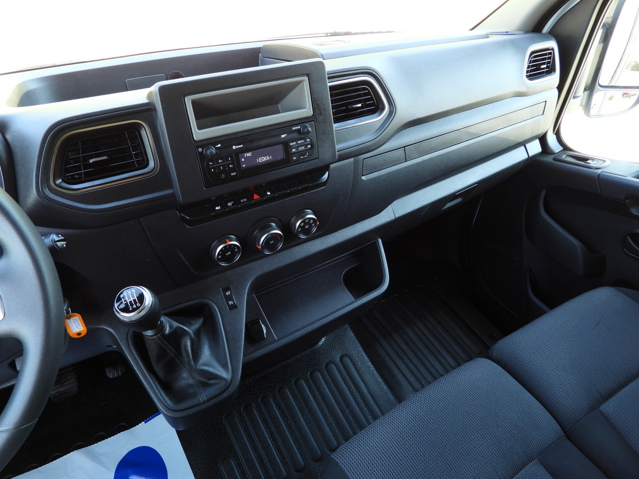Lizing RENAULT MASTER TARPAULIN 10 PALLETS WEBASTO CRUISE CONTROL LED LIGHTS AIR CONDITIONING  165HP RENAULT MASTER TARPAULIN 10 PALLETS WEBASTO CRUISE CONTROL LED LIGHTS AIR CONDITIONING  165HP: slika 30