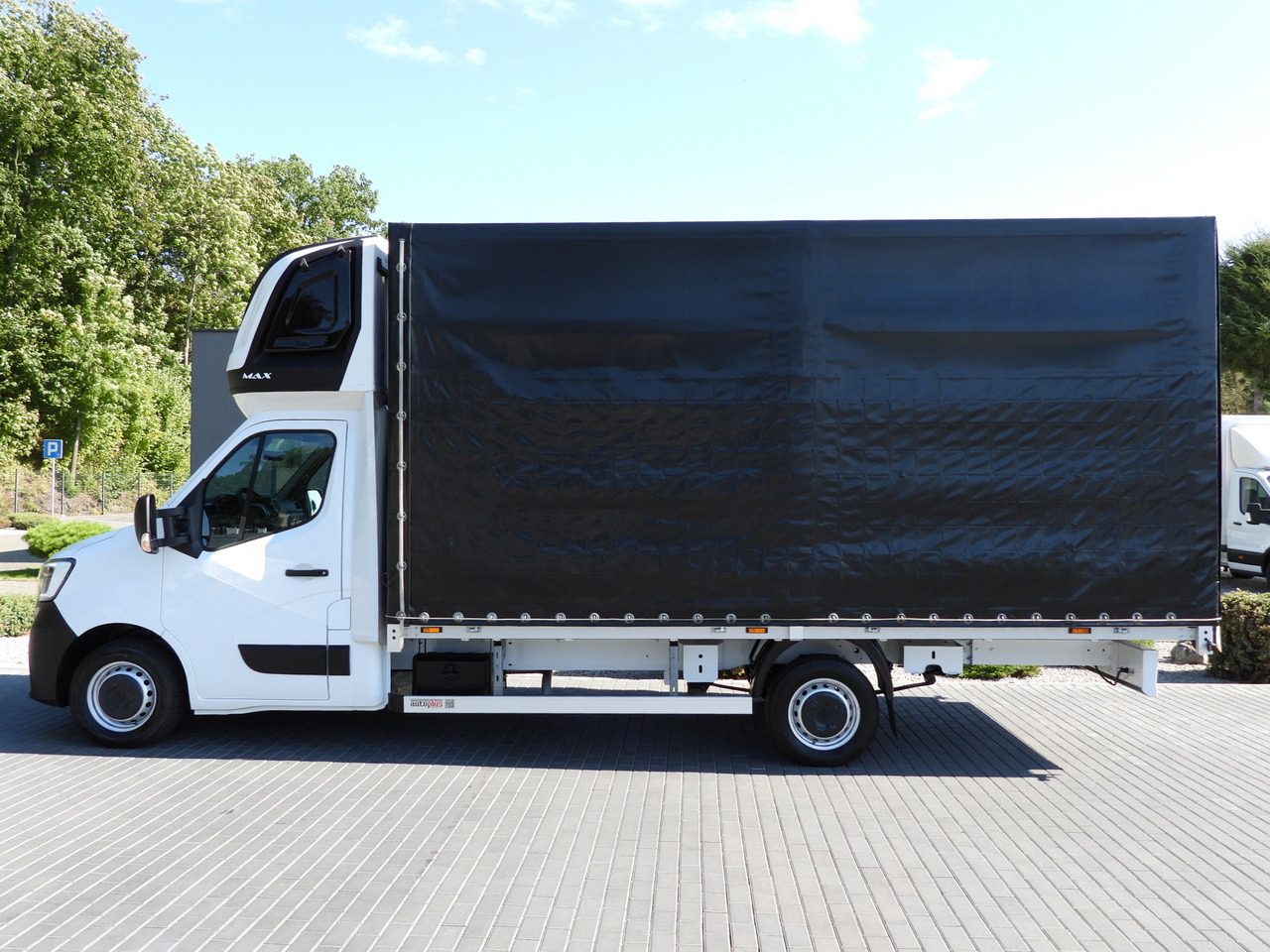 Lizing RENAULT MASTER TARPAULIN 10 PALLETS WEBASTO CRUISE CONTROL LED LIGHTS AIR CONDITIONING  165HP RENAULT MASTER TARPAULIN 10 PALLETS WEBASTO CRUISE CONTROL LED LIGHTS AIR CONDITIONING  165HP: slika 9