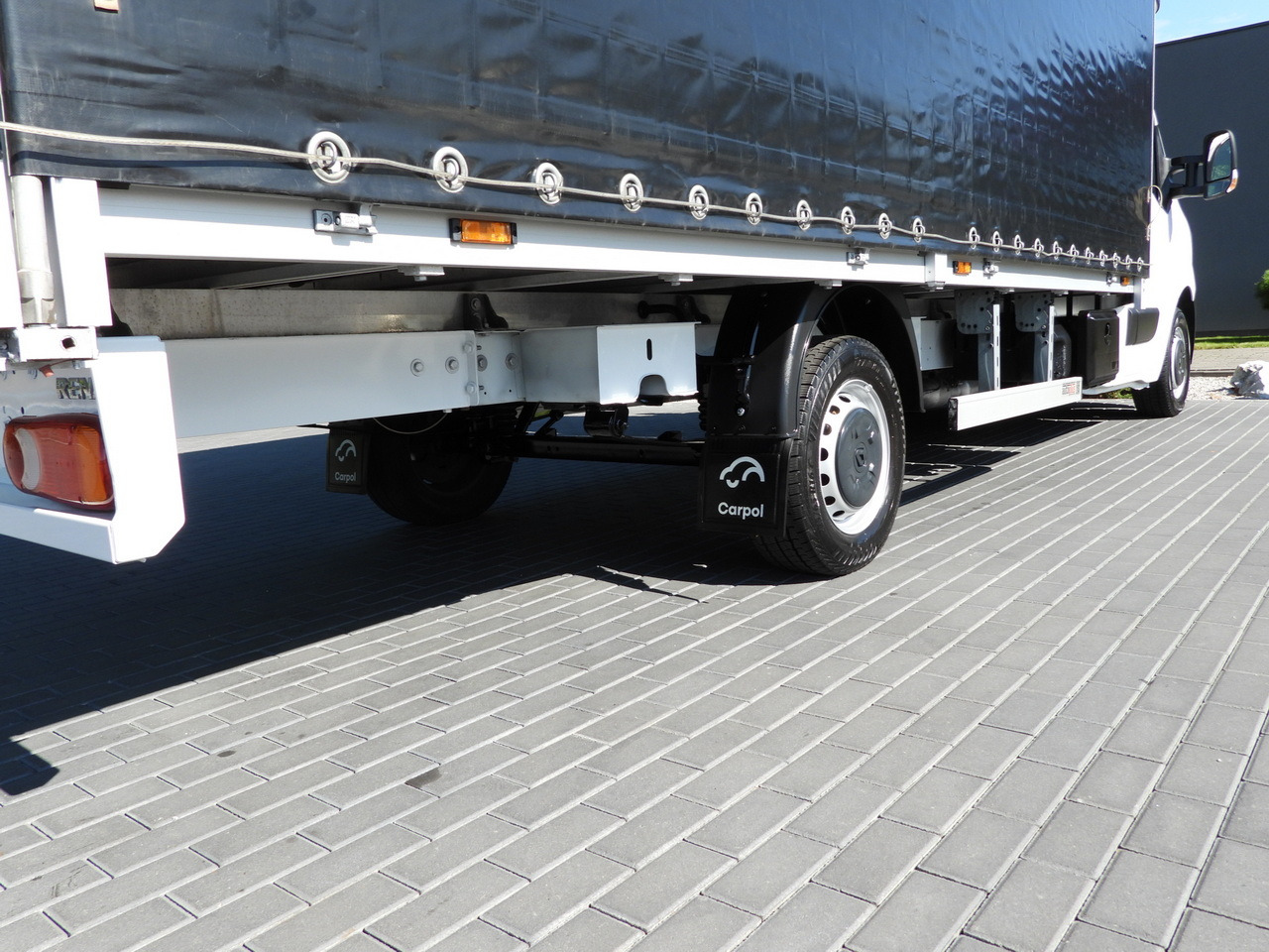 Lizing RENAULT MASTER TARPAULIN 10 PALLETS WEBASTO CRUISE CONTROL LED LIGHTS AIR CONDITIONING  165HP RENAULT MASTER TARPAULIN 10 PALLETS WEBASTO CRUISE CONTROL LED LIGHTS AIR CONDITIONING  165HP: slika 16