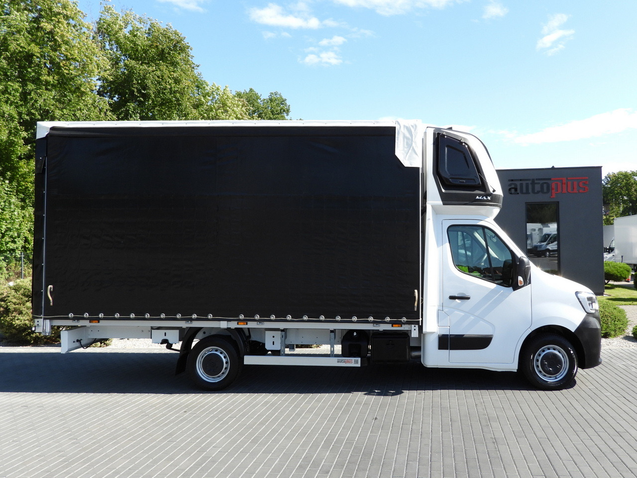 Lizing RENAULT MASTER TARPAULIN 10 PALLETS WEBASTO CRUISE CONTROL LED LIGHTS AIR CONDITIONING  165HP RENAULT MASTER TARPAULIN 10 PALLETS WEBASTO CRUISE CONTROL LED LIGHTS AIR CONDITIONING  165HP: slika 7