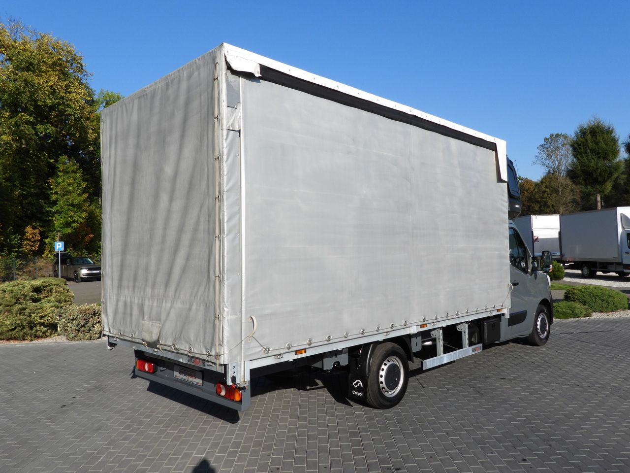 RENAULT MASTER TARPAULIN 10 PALLETS WEBASTO CRUISE CONTROL LED LIGHTS PNEUMATICS AIR CONDITIONING 165HP - Dostavno vozilo sa ceradom: slika 3 RENAULT MASTER TARPAULIN 10 PALLETS WEBASTO CRUISE CONTROL LED LIGHTS PNEUMATICS AIR CONDITIONING 165HP - Dostavno vozilo sa ceradom: slika 3