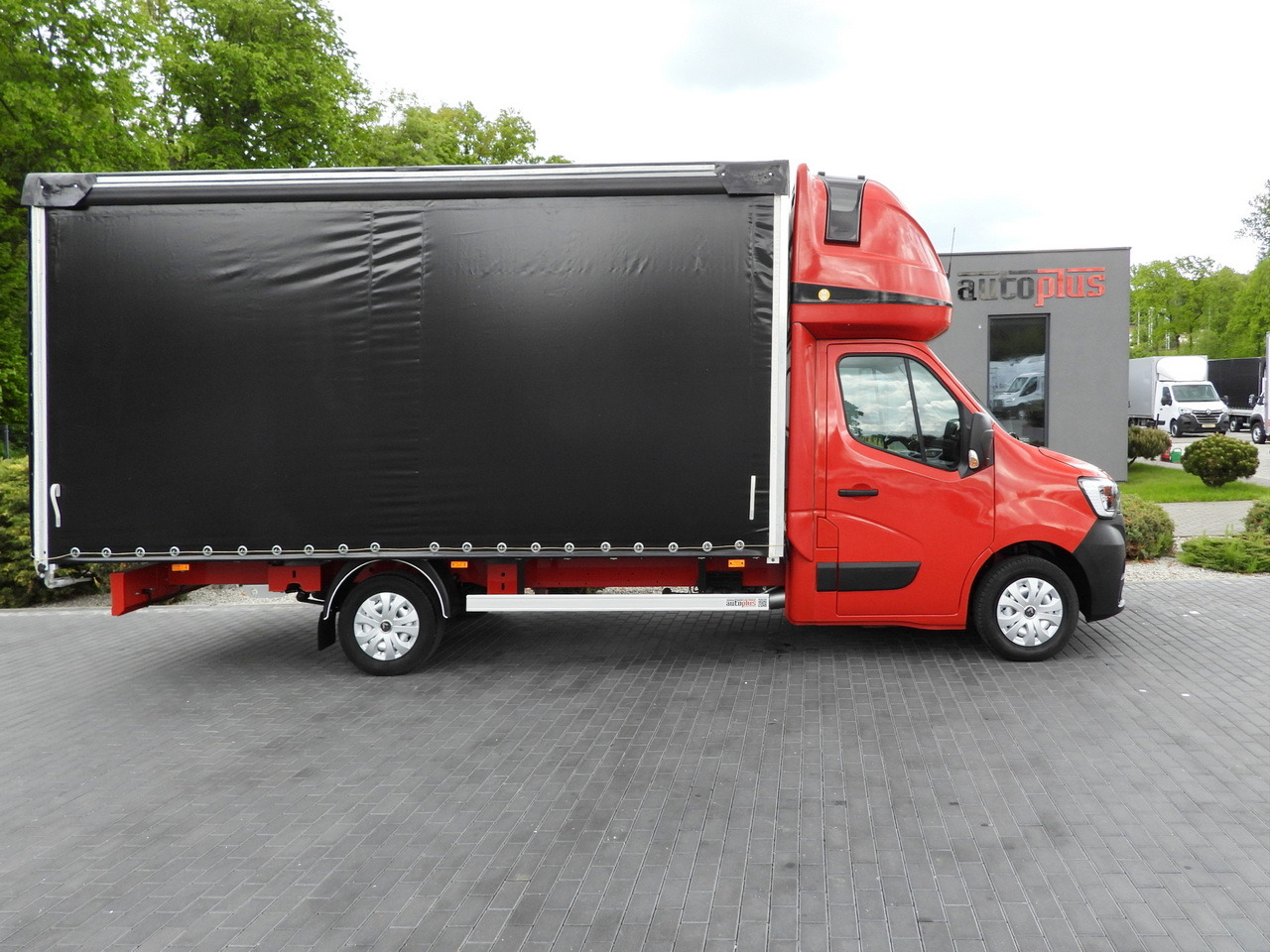Dostavno vozilo sa ceradom RENAULT MASTER  TARPAULIN 10 PALLETS WEBASTO CRUISE CONTROL LED LIGHTS PNEUMATICS AIR CONDITIONING  165HP: slika 7