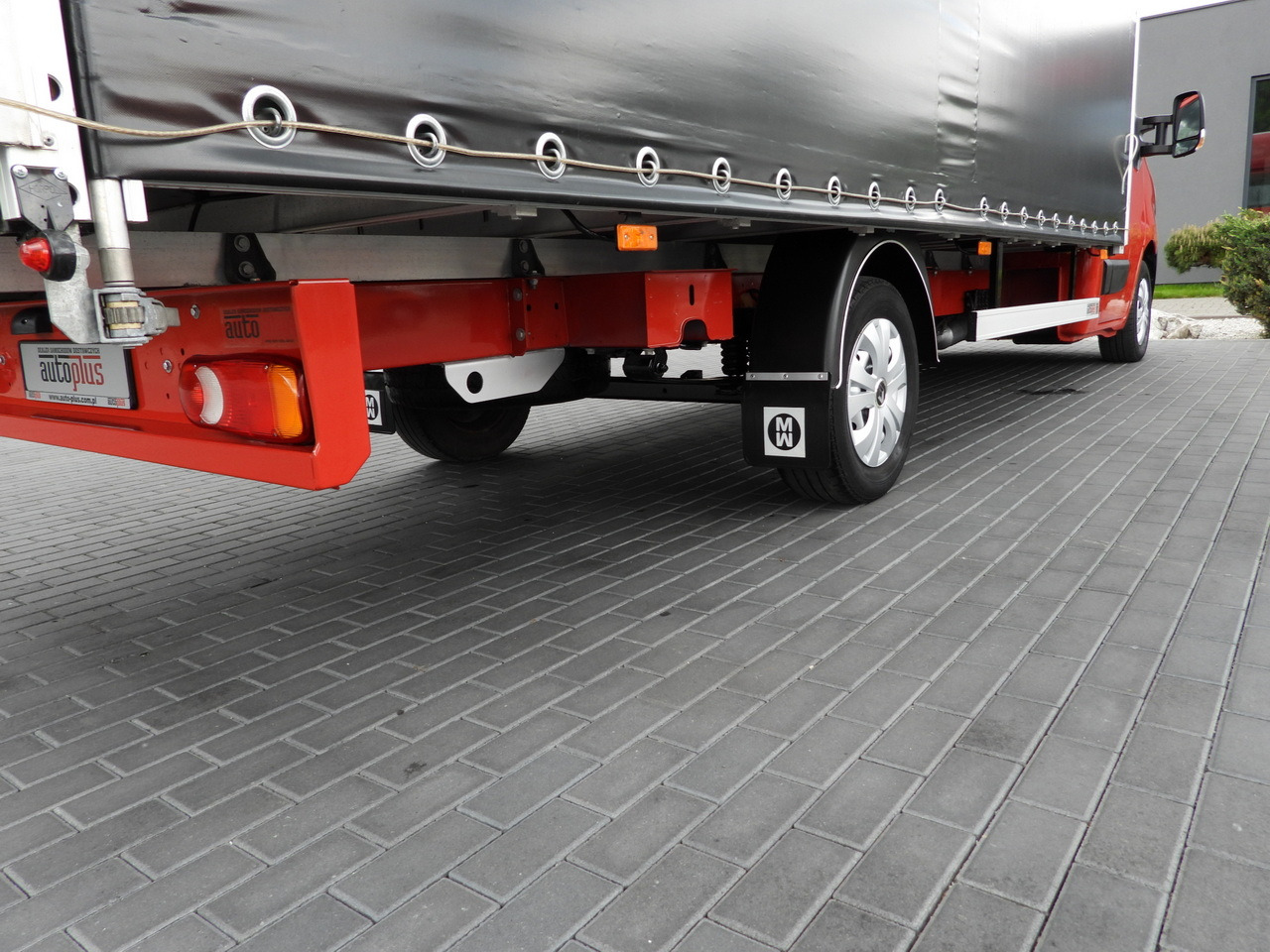 Dostavno vozilo sa ceradom RENAULT MASTER  TARPAULIN 10 PALLETS WEBASTO CRUISE CONTROL LED LIGHTS PNEUMATICS AIR CONDITIONING  165HP: slika 17