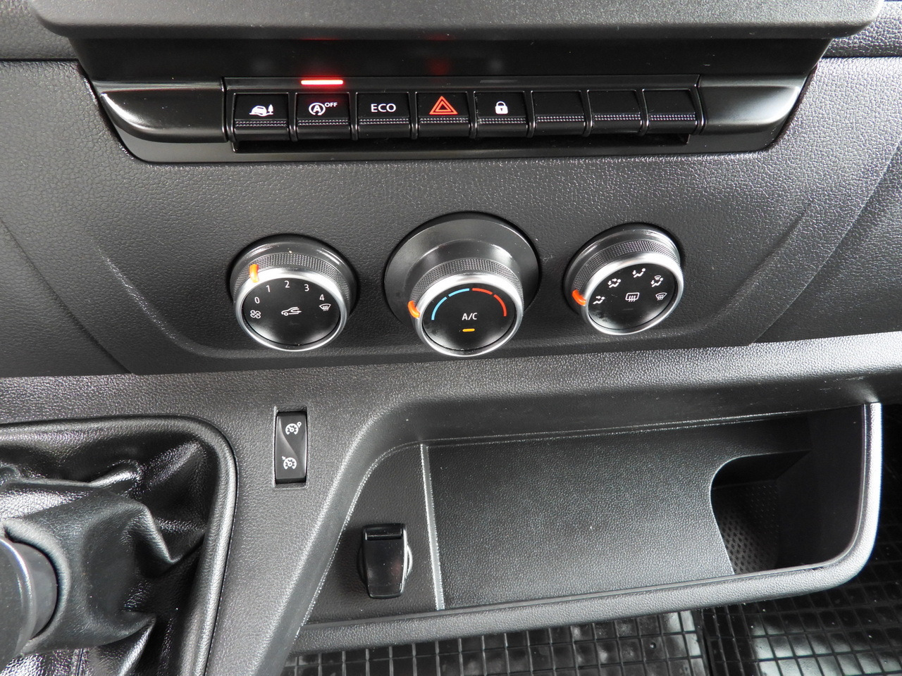 Dostavno vozilo sa ceradom RENAULT MASTER  TARPAULIN 10 PALLETS WEBASTO CRUISE CONTROL LED LIGHTS PNEUMATICS AIR CONDITIONING  165HP: slika 34