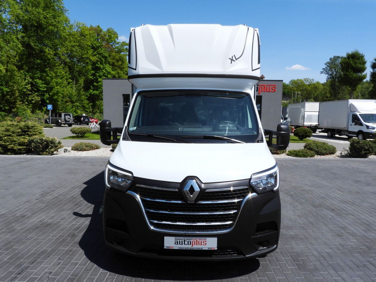 RENAULT MASTER  TARPAULIN 10 PALLETS WEBASTO CRUISE CONTROL LED LIGHTS PNEUMATICS AIR CONDITIONING  165HP - Dostavno vozilo sa ceradom: slika 5 RENAULT MASTER  TARPAULIN 10 PALLETS WEBASTO CRUISE CONTROL LED LIGHTS PNEUMATICS AIR CONDITIONING  165HP - Dostavno vozilo sa ceradom: slika 5