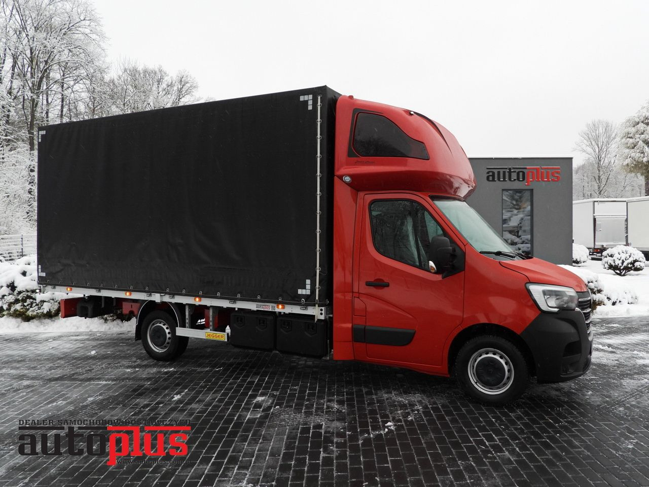 RENAULT MASTER TARPAULIN 10 PALLETS WEBASTO CRUISE CONTROL LED LIGHTS PNEUMATICS AIR CONDITIONING 165HP - Dostavno vozilo sa ceradom: slika 1 RENAULT MASTER TARPAULIN 10 PALLETS WEBASTO CRUISE CONTROL LED LIGHTS PNEUMATICS AIR CONDITIONING 165HP - Dostavno vozilo sa ceradom: slika 1