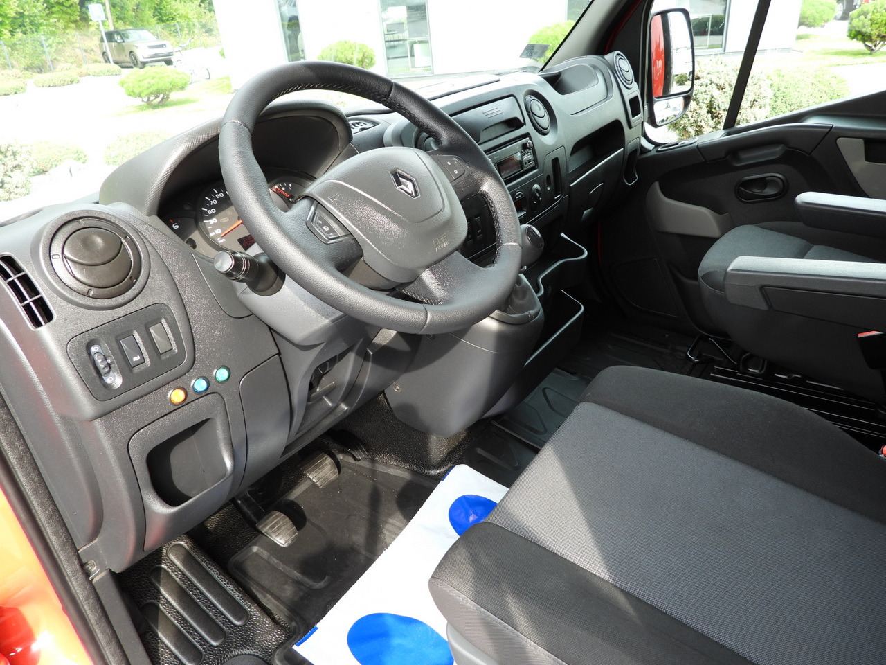 RENAULT MASTER TARPAULIN 10 PALLETS WEBASTO CRUISE CONTROL PNEUMATICS AIR CONDITIONING 170HP - Dostavno vozilo sa ceradom: slika 2 RENAULT MASTER TARPAULIN 10 PALLETS WEBASTO CRUISE CONTROL PNEUMATICS AIR CONDITIONING 170HP - Dostavno vozilo sa ceradom: slika 2
