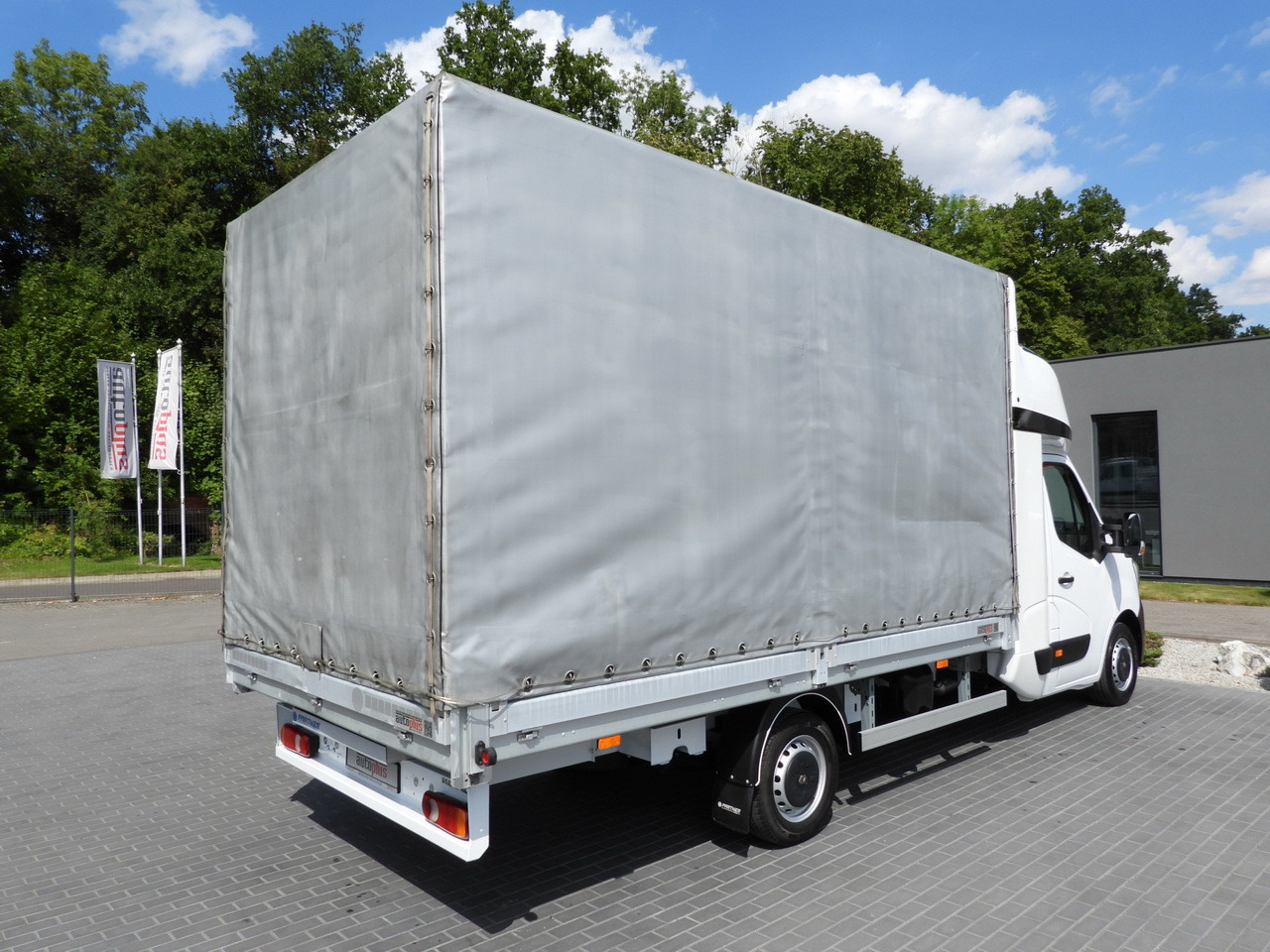 Dostavno vozilo sa ceradom RENAULT MASTER TARPAULIN 8 PALLETS WEBASTO CRUISE CONTROL LED LIGHTS PNEUMATICS AIR CONDITIONING  165HP: slika 13
