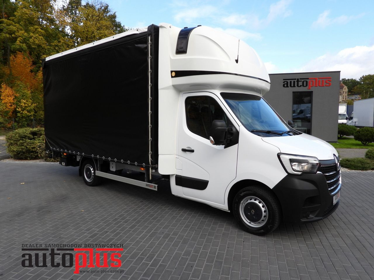 RENAULT MASTER TARPAULIN LIFT 10 PALLETS CRUISE CONTROL LED LIGHTS AIR CONDITIONING 165HP - Dostavno vozilo sa ceradom: slika 1 RENAULT MASTER TARPAULIN LIFT 10 PALLETS CRUISE CONTROL LED LIGHTS AIR CONDITIONING 165HP - Dostavno vozilo sa ceradom: slika 1
