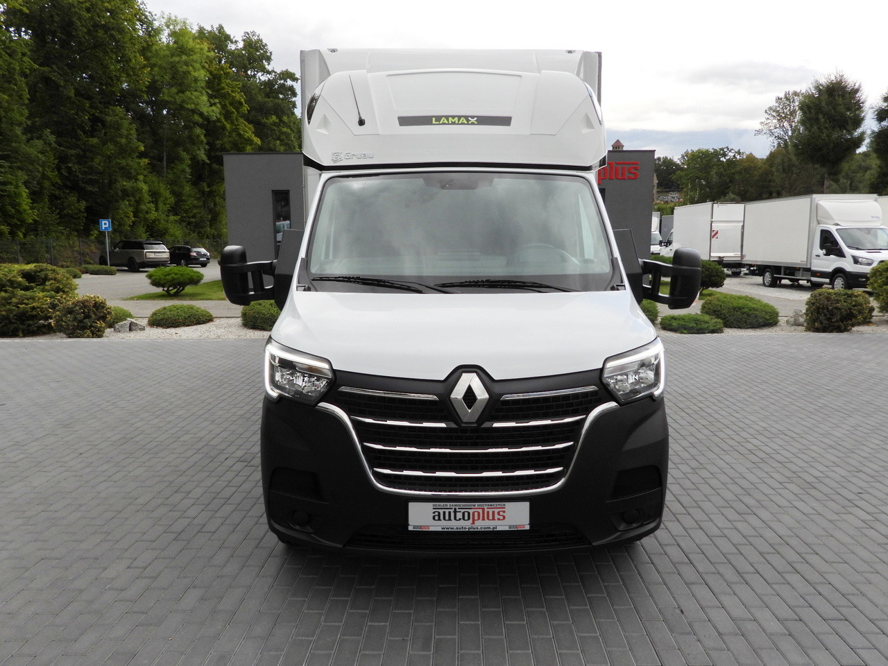 RENAULT MASTER TARPAULIN LIFT 10 PALLETS WEBASTO CRUISE CONTROL LED LIGHTS AIR CONDITIONING 165HP - Dostavno vozilo sa ceradom: slika 5 RENAULT MASTER TARPAULIN LIFT 10 PALLETS WEBASTO CRUISE CONTROL LED LIGHTS AIR CONDITIONING 165HP - Dostavno vozilo sa ceradom: slika 5