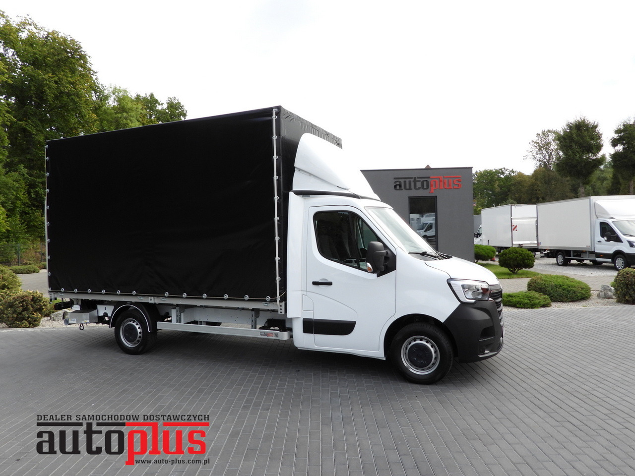 RENAULT MASTER TARPAULIN LIFT 8 PALLETS CRUISE CONTROL LED LIGHTS AIR CONDITIONING 145HP - Dostavno vozilo sa ceradom: slika 1 RENAULT MASTER TARPAULIN LIFT 8 PALLETS CRUISE CONTROL LED LIGHTS AIR CONDITIONING 145HP - Dostavno vozilo sa ceradom: slika 1
