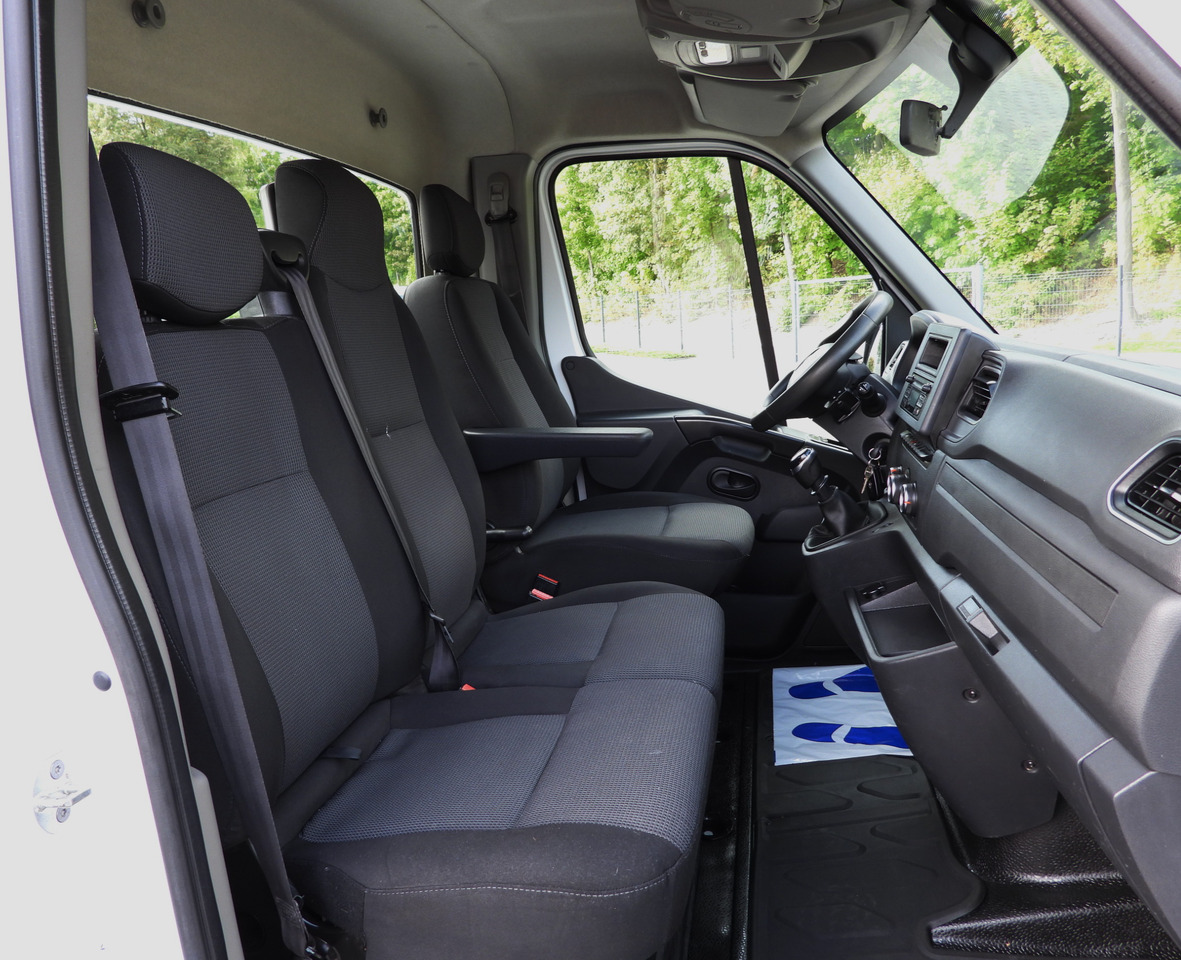 RENAULT MASTER TIPPER CRUISE CONTROL LED LIGHTS TWIN WHEELS AIR CONDITIONING 130HP - Dostavno vozilo kiper: slika 2 RENAULT MASTER TIPPER CRUISE CONTROL LED LIGHTS TWIN WHEELS AIR CONDITIONING 130HP - Dostavno vozilo kiper: slika 2