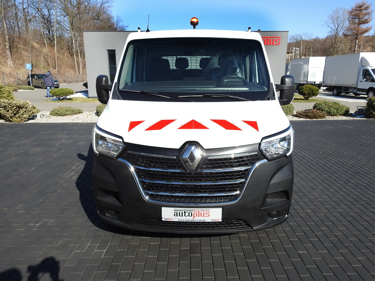 RENAULT MASTER TIPPER DOUBLE CABIN DOKA 6 SEATS CRUISE CONTROL AIR CONDITIONING LED LIGHTS TWIN WHEELS 130HP - Dostavno vozilo kiper: slika 5 RENAULT MASTER TIPPER DOUBLE CABIN DOKA 6 SEATS CRUISE CONTROL AIR CONDITIONING LED LIGHTS TWIN WHEELS 130HP - Dostavno vozilo kiper: slika 5