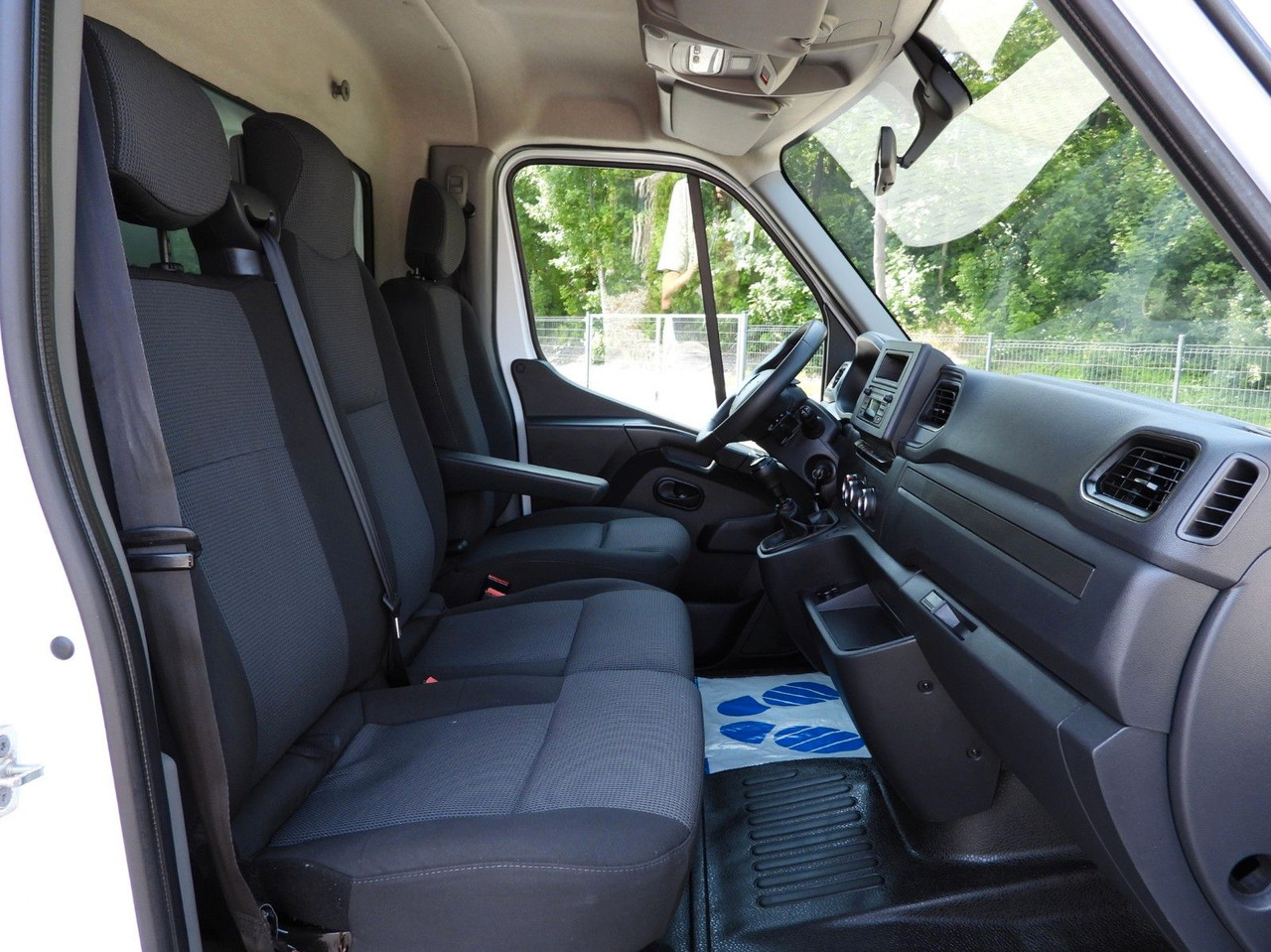 Dostavno vozilo sa zatvorenim sandukom Renault MASTER  KOFFER AUFZUG 8 PALETTEN TEMPOMAT LED: slika 27