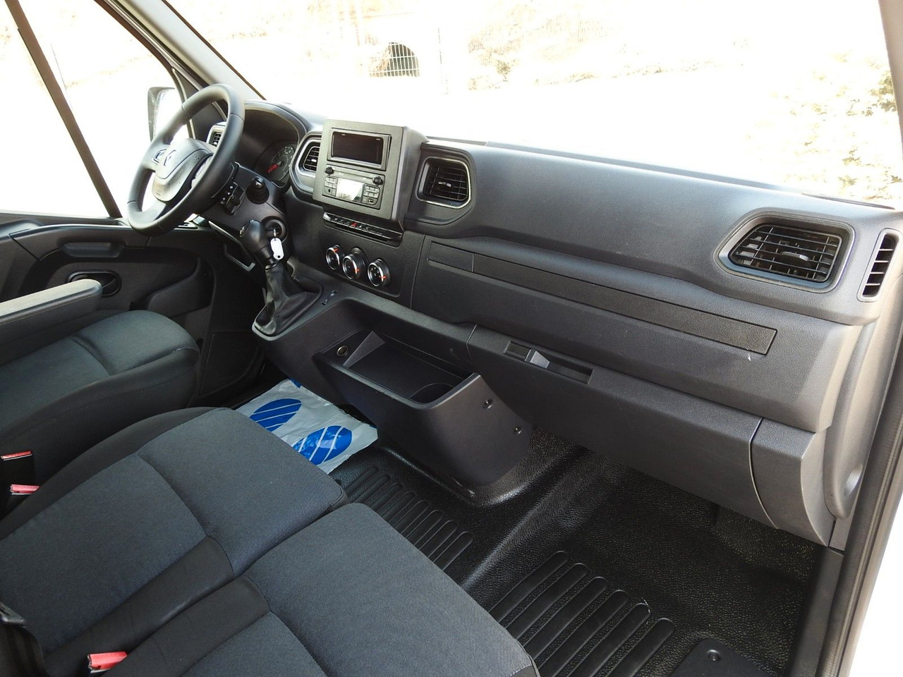 Dostavno vozilo hladnjača Renault MASTER  KÜHLKASTENWAGEN 0*C LED LICHTER  A/C Renault MASTER  KÜHLKASTENWAGEN 0*C LED LICHTER  A/C: slika 30