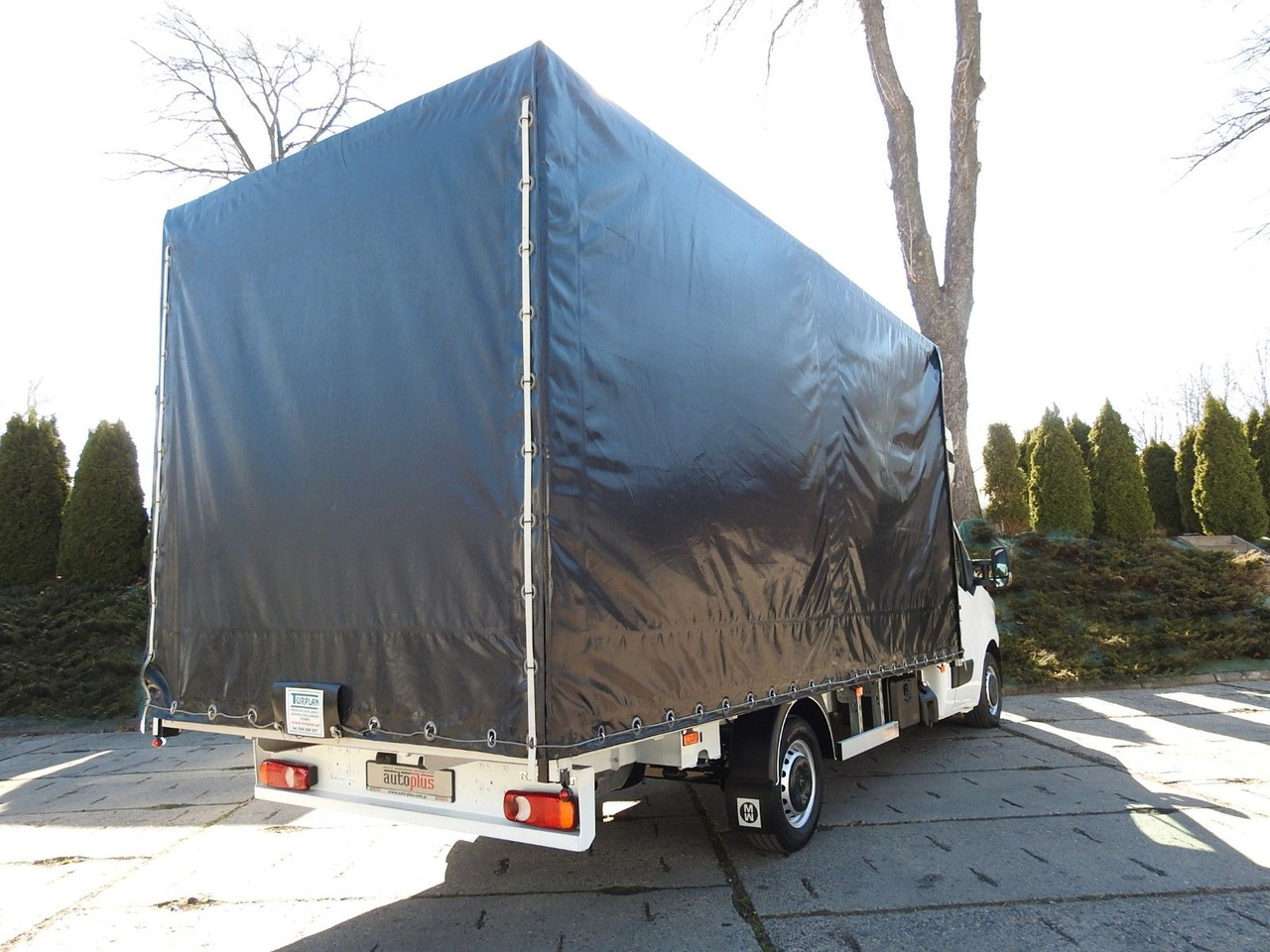 Renault MASTER PRITSCHE PLANE 10 PALETTEN WEBASTO A/C - Dostavno vozilo sa ceradom: slika 3 Renault MASTER PRITSCHE PLANE 10 PALETTEN WEBASTO A/C - Dostavno vozilo sa ceradom: slika 3