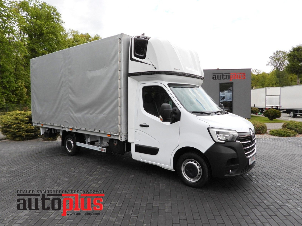 Renault MASTER PRITSCHE PLANE 10 PALETTEN WEBASTO A/C - Dostavno vozilo sa ceradom: slika 1 Renault MASTER PRITSCHE PLANE 10 PALETTEN WEBASTO A/C - Dostavno vozilo sa ceradom: slika 1