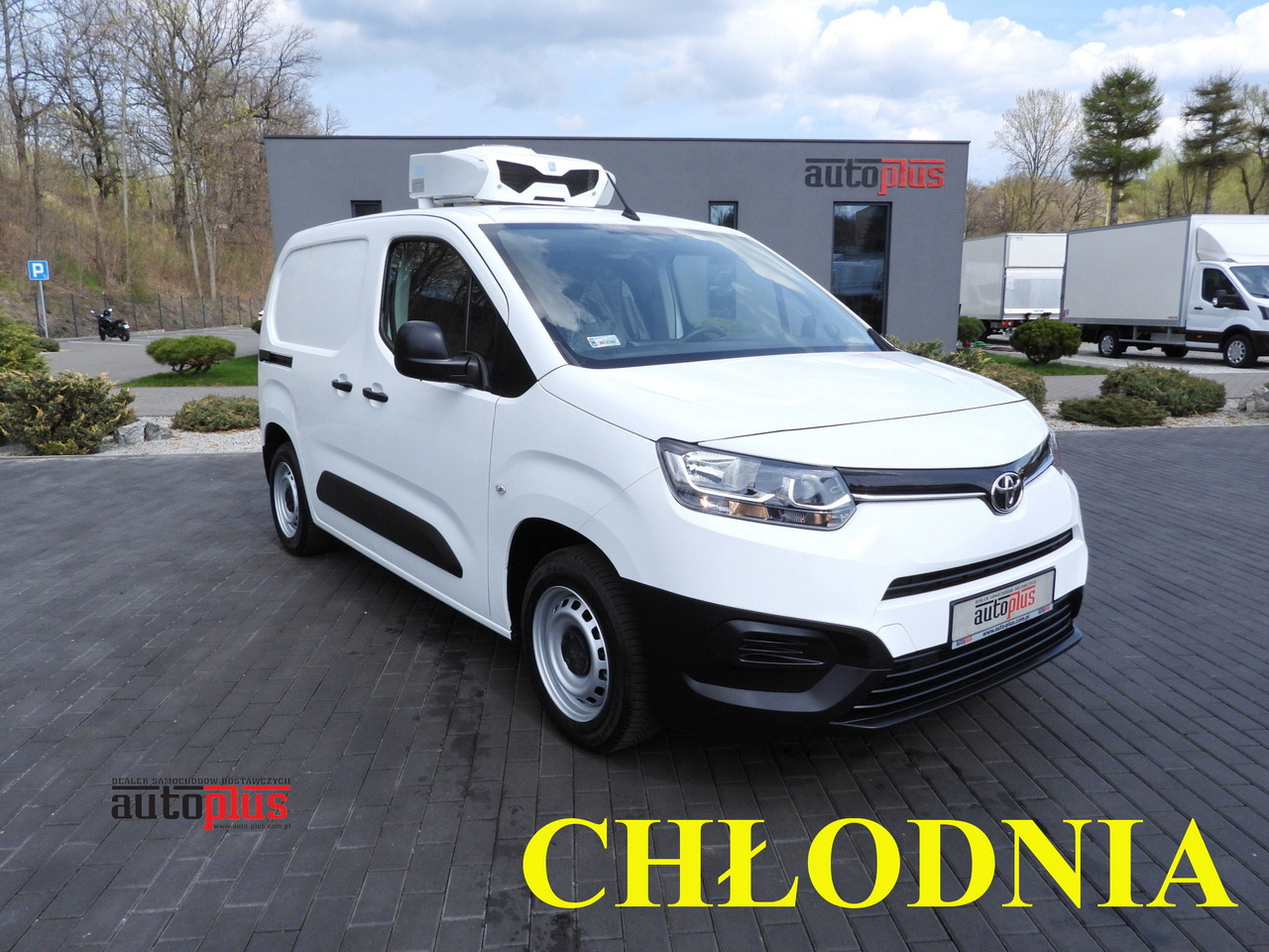 TOYOTA PROACE CITY REFRIGERATOR VAN -15*C POWER SUPPLY 230V CRUISE CONTROL AIR CONDITIONING 100HP - Dostavno vozilo hladnjača: slika 1 TOYOTA PROACE CITY REFRIGERATOR VAN -15*C POWER SUPPLY 230V CRUISE CONTROL AIR CONDITIONING 100HP - Dostavno vozilo hladnjača: slika 1