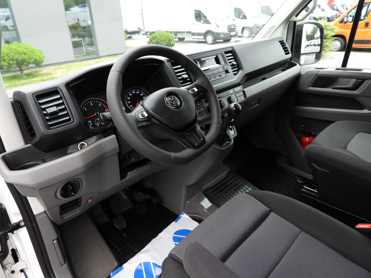 VOLKSWAGEN CRAFTER TARPAULIN 8 PALLETS WEBASTO CRUISE CONTROL LED LIGHTS AIR CONDITIONING 180HP - Dostavno vozilo sa ceradom: slika 2 VOLKSWAGEN CRAFTER TARPAULIN 8 PALLETS WEBASTO CRUISE CONTROL LED LIGHTS AIR CONDITIONING 180HP - Dostavno vozilo sa ceradom: slika 2