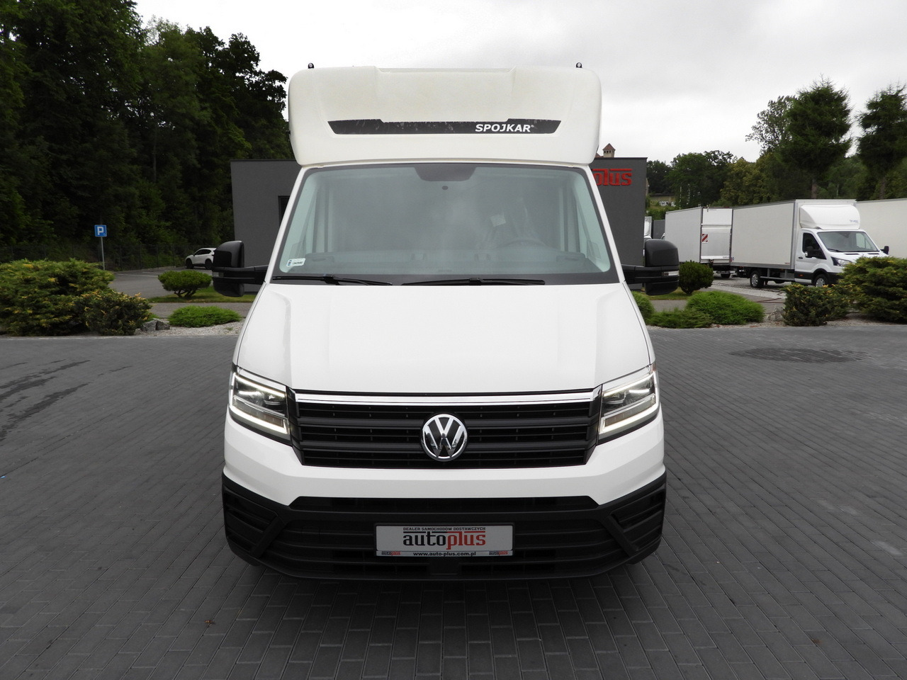 VOLKSWAGEN CRAFTER TARPAULIN 8 PALLETS WEBASTO CRUISE CONTROL LED LIGHTS AIR CONDITIONING 180HP - Dostavno vozilo sa ceradom: slika 5 VOLKSWAGEN CRAFTER TARPAULIN 8 PALLETS WEBASTO CRUISE CONTROL LED LIGHTS AIR CONDITIONING 180HP - Dostavno vozilo sa ceradom: slika 5