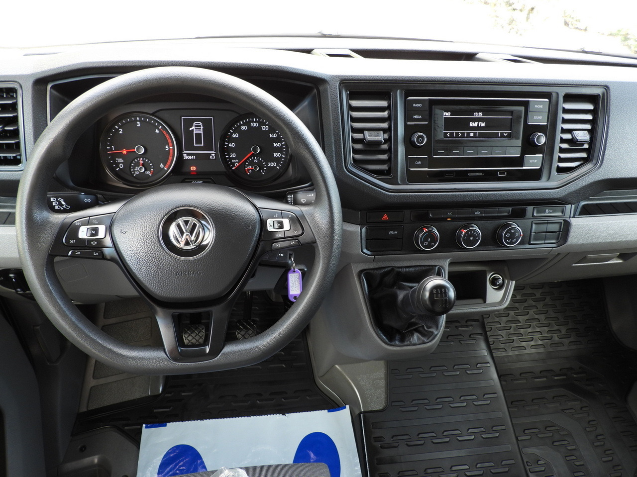 Lizing VOLKSWAGEN CRAFTER TARPAULIN LIFT 8 PALLETS WEBASTO CRUISE CONTROL LED LIGHTS AIR CONDITIONING  180HP VOLKSWAGEN CRAFTER TARPAULIN LIFT 8 PALLETS WEBASTO CRUISE CONTROL LED LIGHTS AIR CONDITIONING  180HP: slika 33