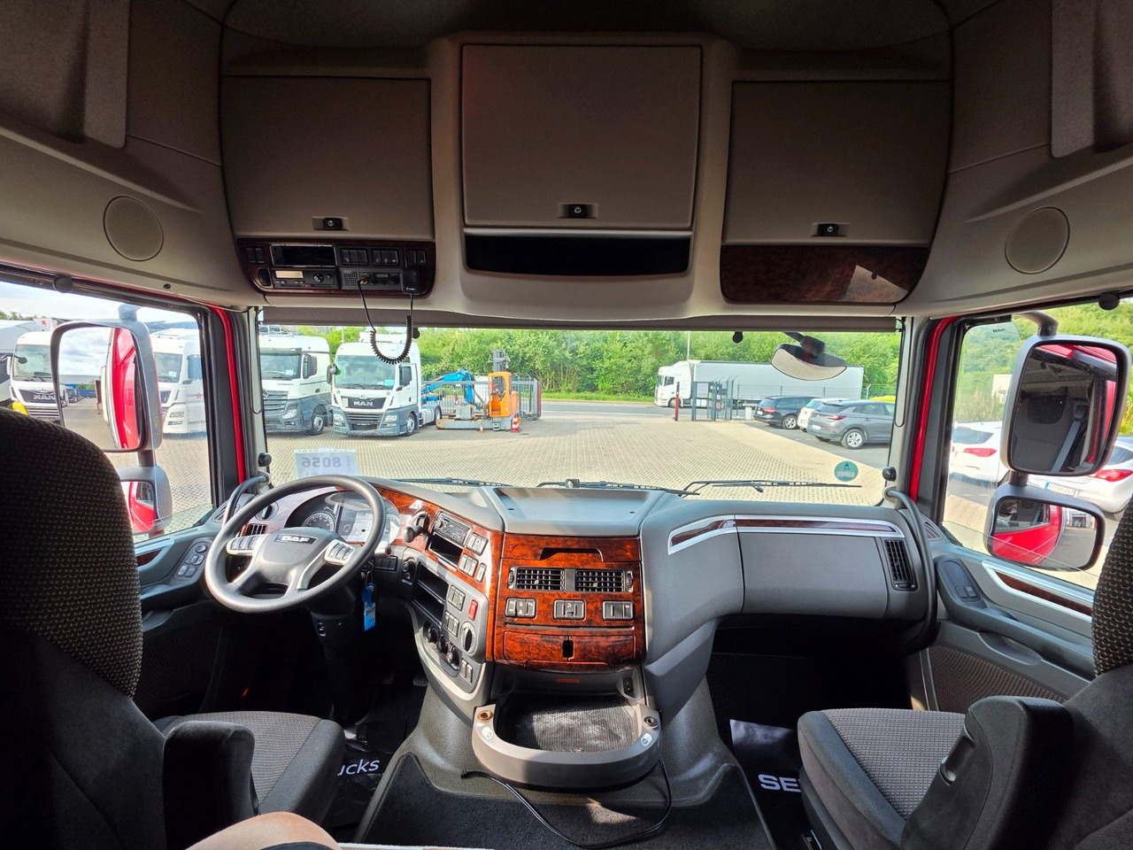 Kamion sa ceradom DAF XF 410 / ZF Intarder / Durchladezug: slika 17 Kamion sa ceradom DAF XF 410 / ZF Intarder / Durchladezug: slika 17