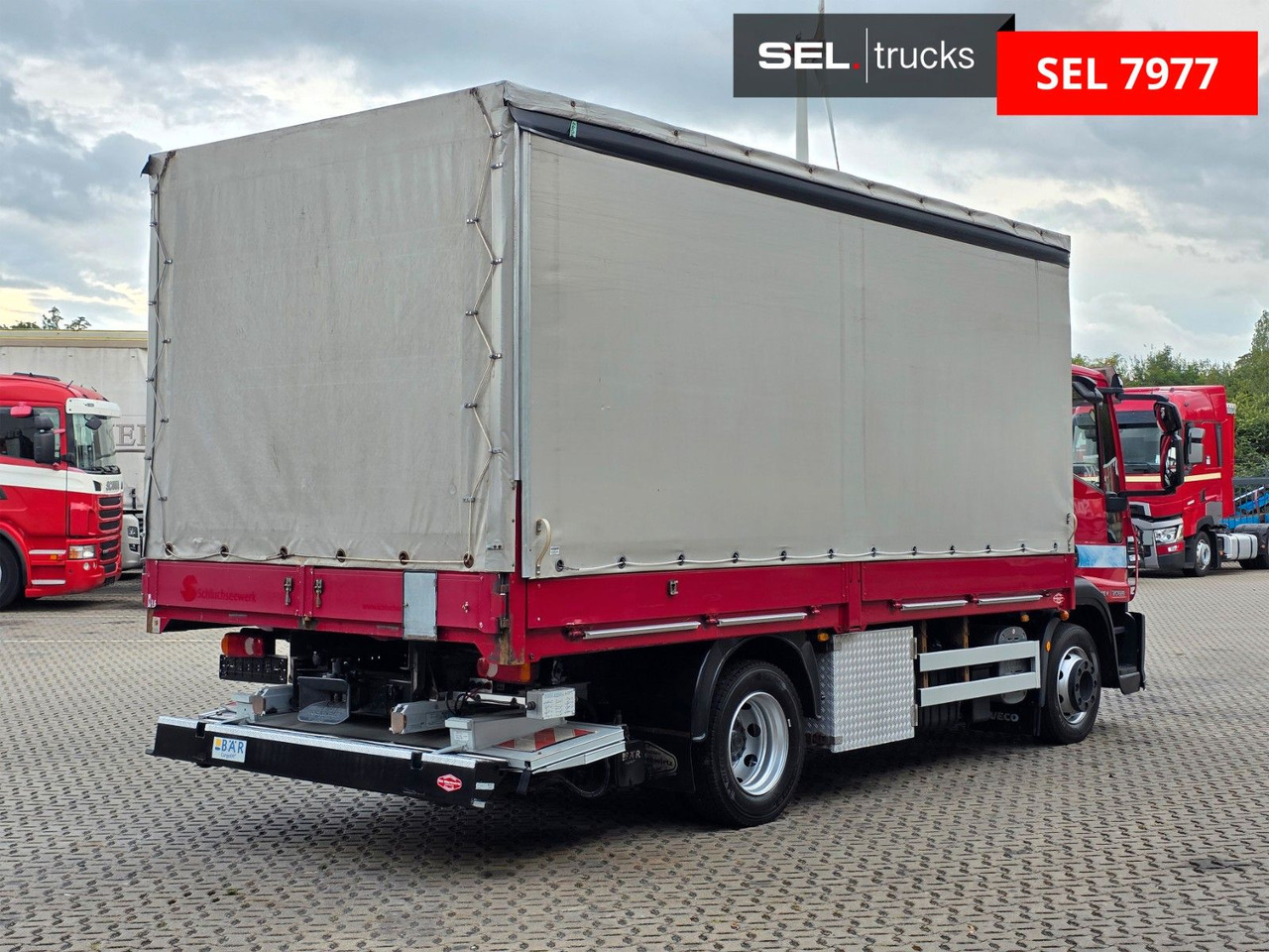 Iveco Eurocargo 120E28 / Ladebordwand / Aluklappen - Kamion sa ceradom: slika 5 Iveco Eurocargo 120E28 / Ladebordwand / Aluklappen - Kamion sa ceradom: slika 5