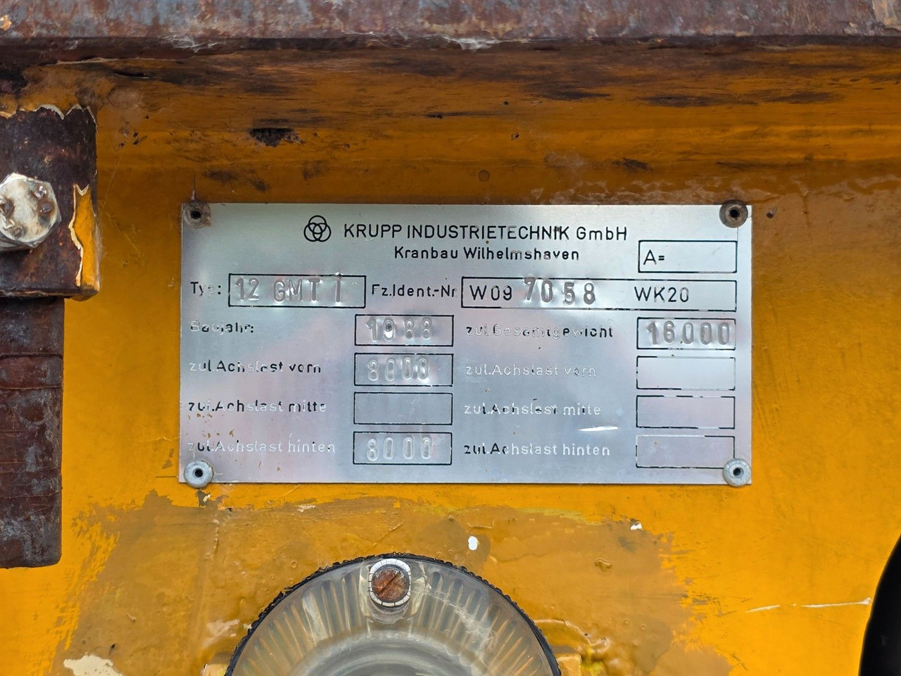 Kamion sa dizalicom Krupp 12 GMTI Mobilkran: slika 29
