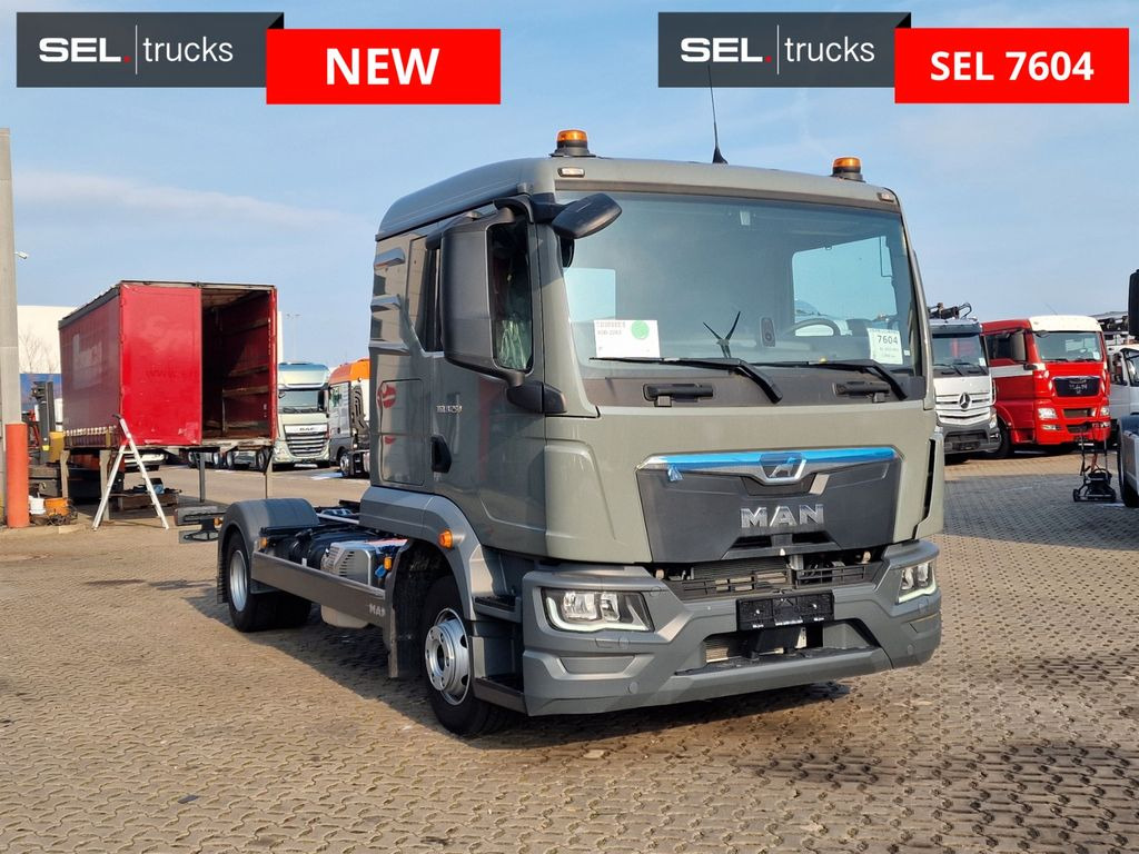 MAN TGL 8.250 4x2 BB / Nebenabtrieb/NEU/Euro 6E - Kamion sa golom šasijom i zatvorenom kabinom: slika 3 MAN TGL 8.250 4x2 BB / Nebenabtrieb/NEU/Euro 6E - Kamion sa golom šasijom i zatvorenom kabinom: slika 3