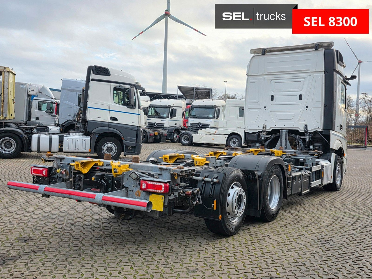 Mercedes-Benz Actros 2545 /Retarder/2 Tanks/Xenon/Liftachse/6D - Kamion za prevoz kontejnera/ Kamion sa promenjivim sandukom: slika 5 Mercedes-Benz Actros 2545 /Retarder/2 Tanks/Xenon/Liftachse/6D - Kamion za prevoz kontejnera/ Kamion sa promenjivim sandukom: slika 5