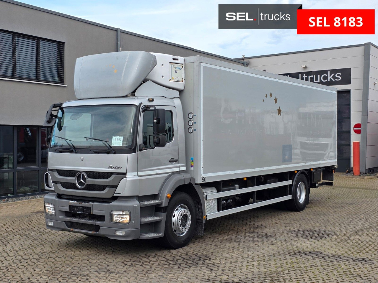 Mercedes-Benz Axor 1826 / Ladebordwand / Carrier Supra 1250 Mt - Hladnjača: slika 1 Mercedes-Benz Axor 1826 / Ladebordwand / Carrier Supra 1250 Mt - Hladnjača: slika 1