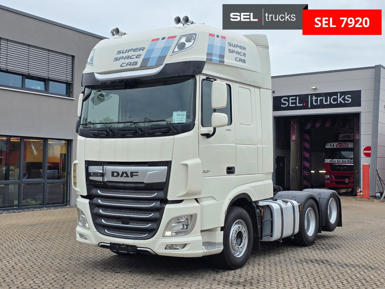 DAF XF 530 FTS / ZF Intarder / 6D - Tegljač: slika 1 DAF XF 530 FTS / ZF Intarder / 6D - Tegljač: slika 1