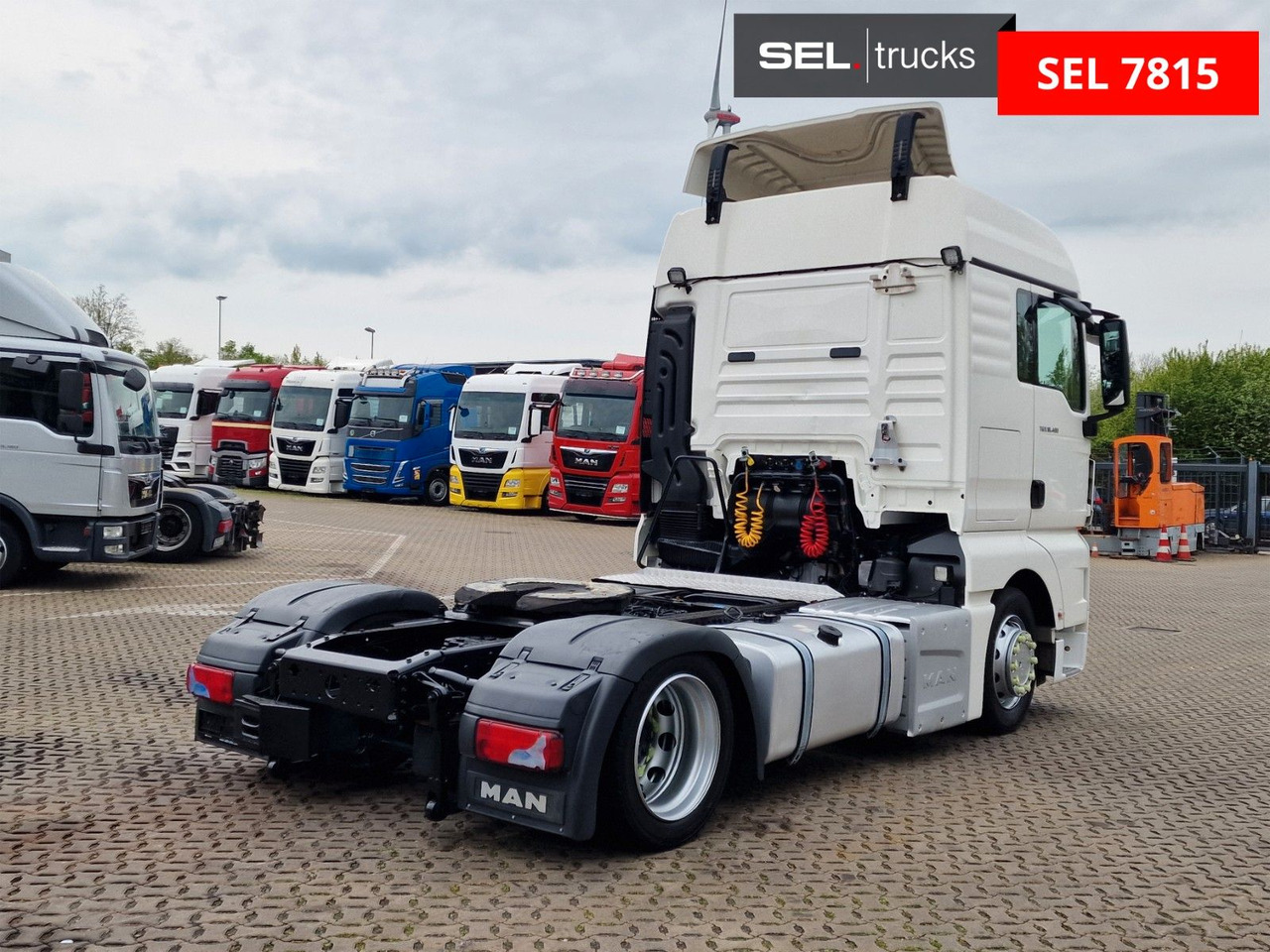 MAN TGX 18.400 4X2 LLS-U / ZF Intarder / LOW KM !!! - Tegljač: slika 5 MAN TGX 18.400 4X2 LLS-U / ZF Intarder / LOW KM !!! - Tegljač: slika 5