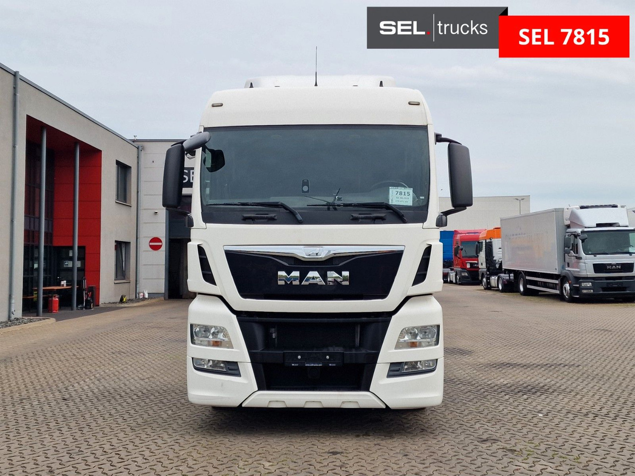 MAN TGX 18.400 4X2 LLS-U / ZF Intarder / LOW KM !!! - Tegljač: slika 2 MAN TGX 18.400 4X2 LLS-U / ZF Intarder / LOW KM !!! - Tegljač: slika 2