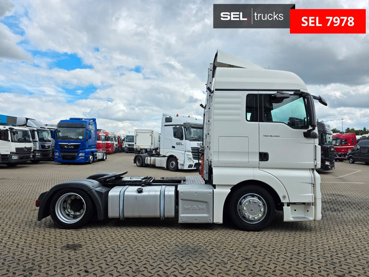 MAN TGX 18.400 4x2 LLS-U / ZF Intarder / Hubkupplung - Tegljač: slika 4 MAN TGX 18.400 4x2 LLS-U / ZF Intarder / Hubkupplung - Tegljač: slika 4